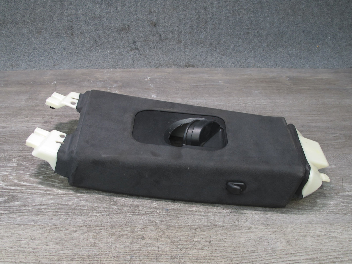 2017-2020 Maserati Levante M161 Interior Right Side B Pillar Upper Trim Panel