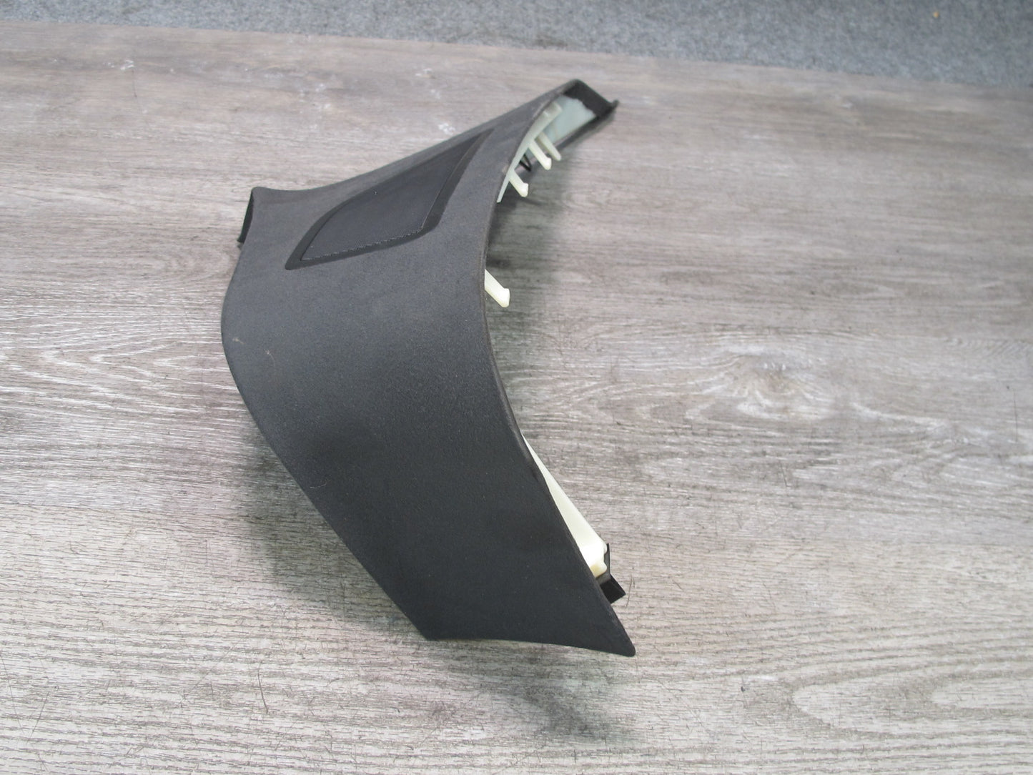 2017-2020 Maserati Levante M161 Rear Right Side D Pillar Trim Panel Cover