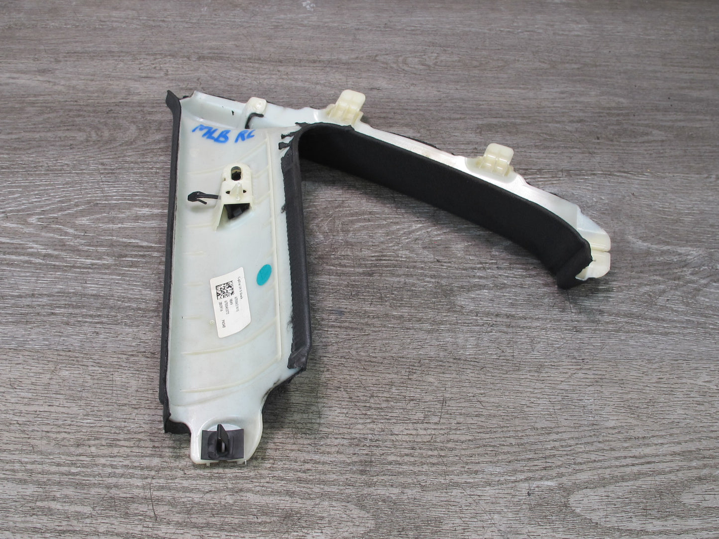 2017-2020 Maserati Levante M161 Rear Left Side Upper C Pillar Trim Panel Cover