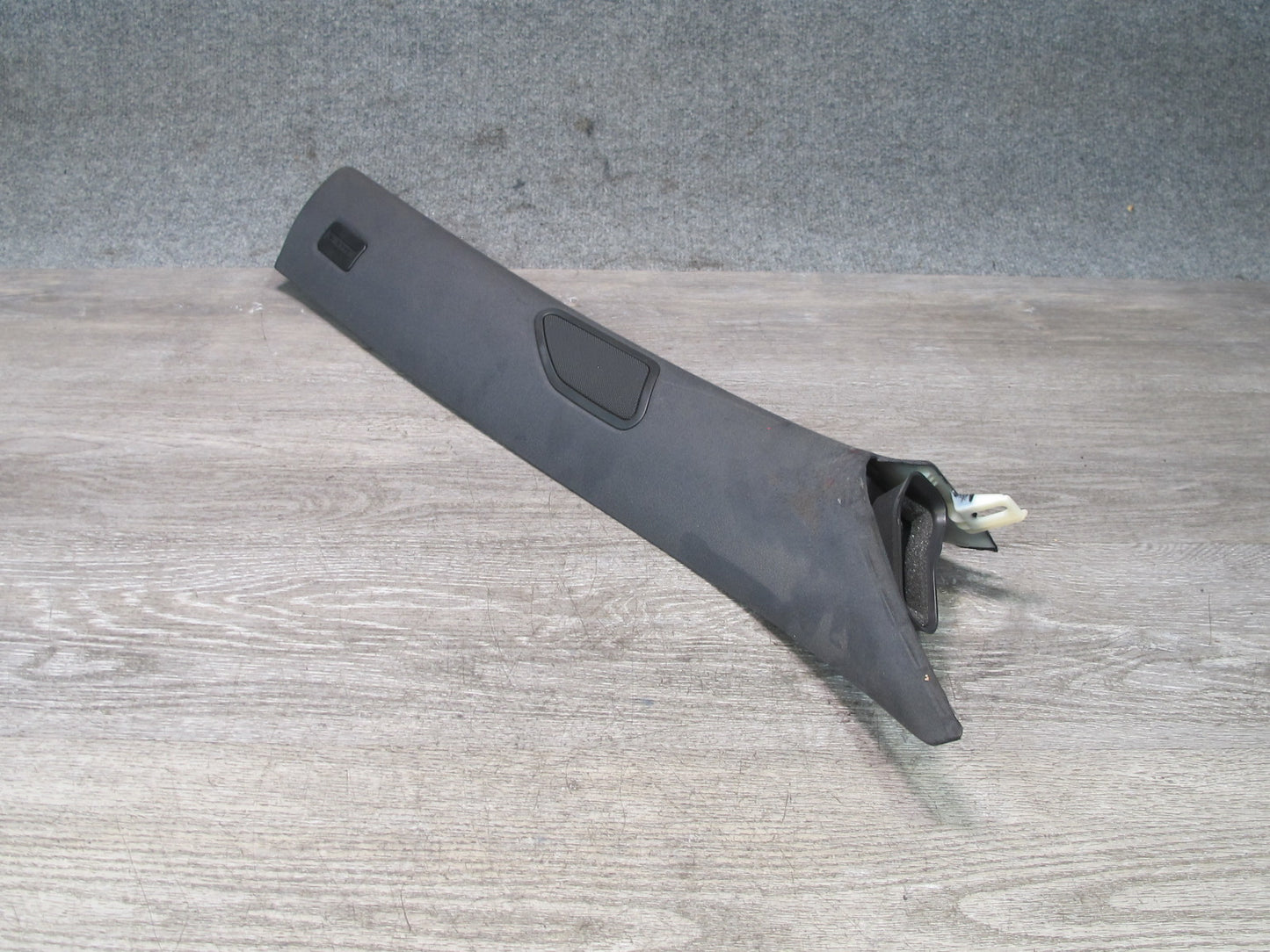 2017-2020 Maserati Levante M161 Front Right Side A Pillar Upper Trim Panel Cover