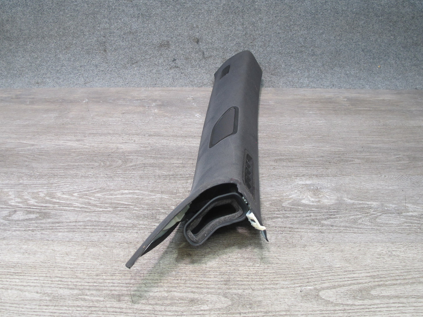 2017-2020 Maserati Levante M161 Front Right Side A Pillar Upper Trim Panel Cover