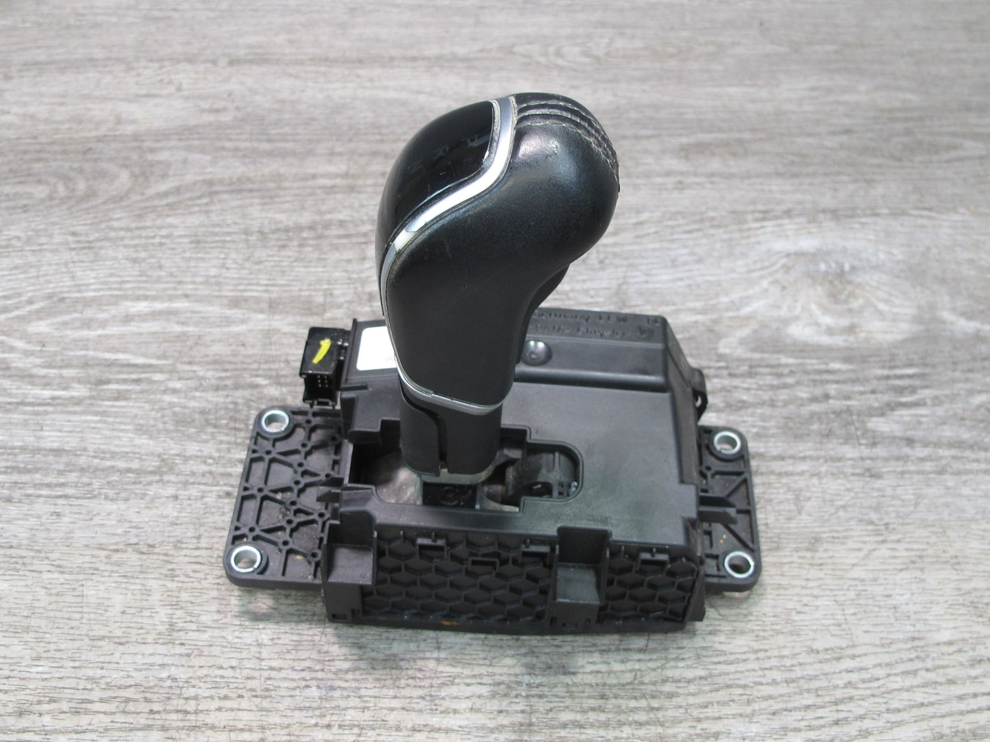 2017-2020 Maserati Levante M161 Automatic Transmission Gear Shifter Selector