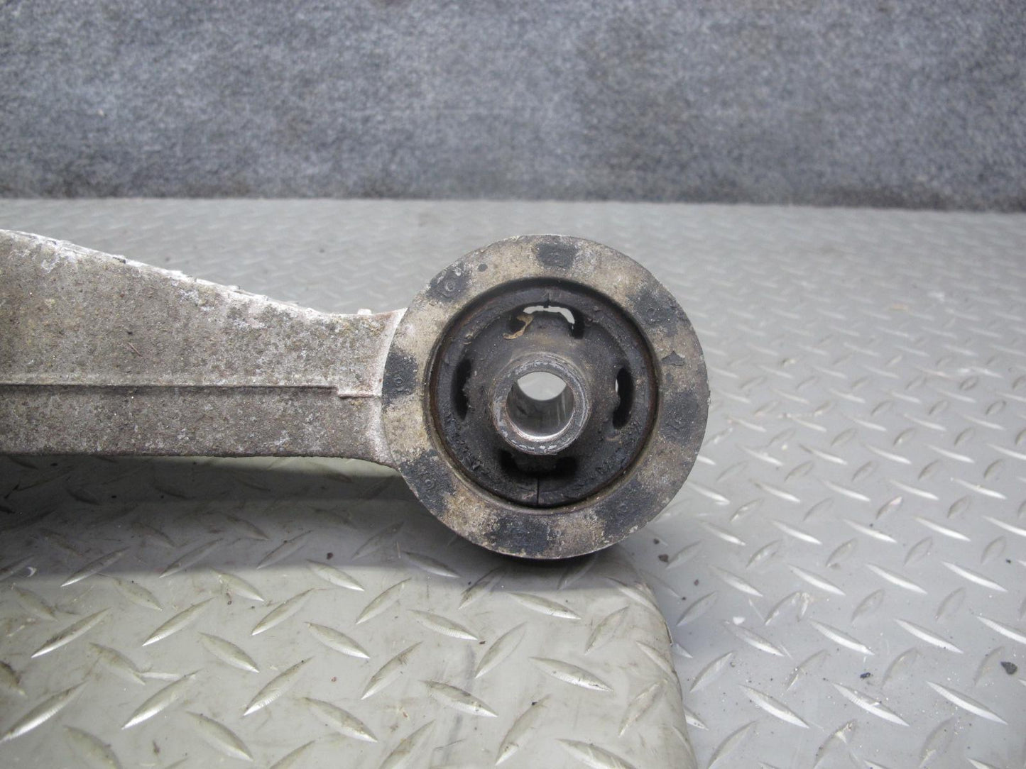 1988 Mazda RX7 Convert M/T 5-SPEED NA Open Rear Differential Carrier 4.10 R OEM