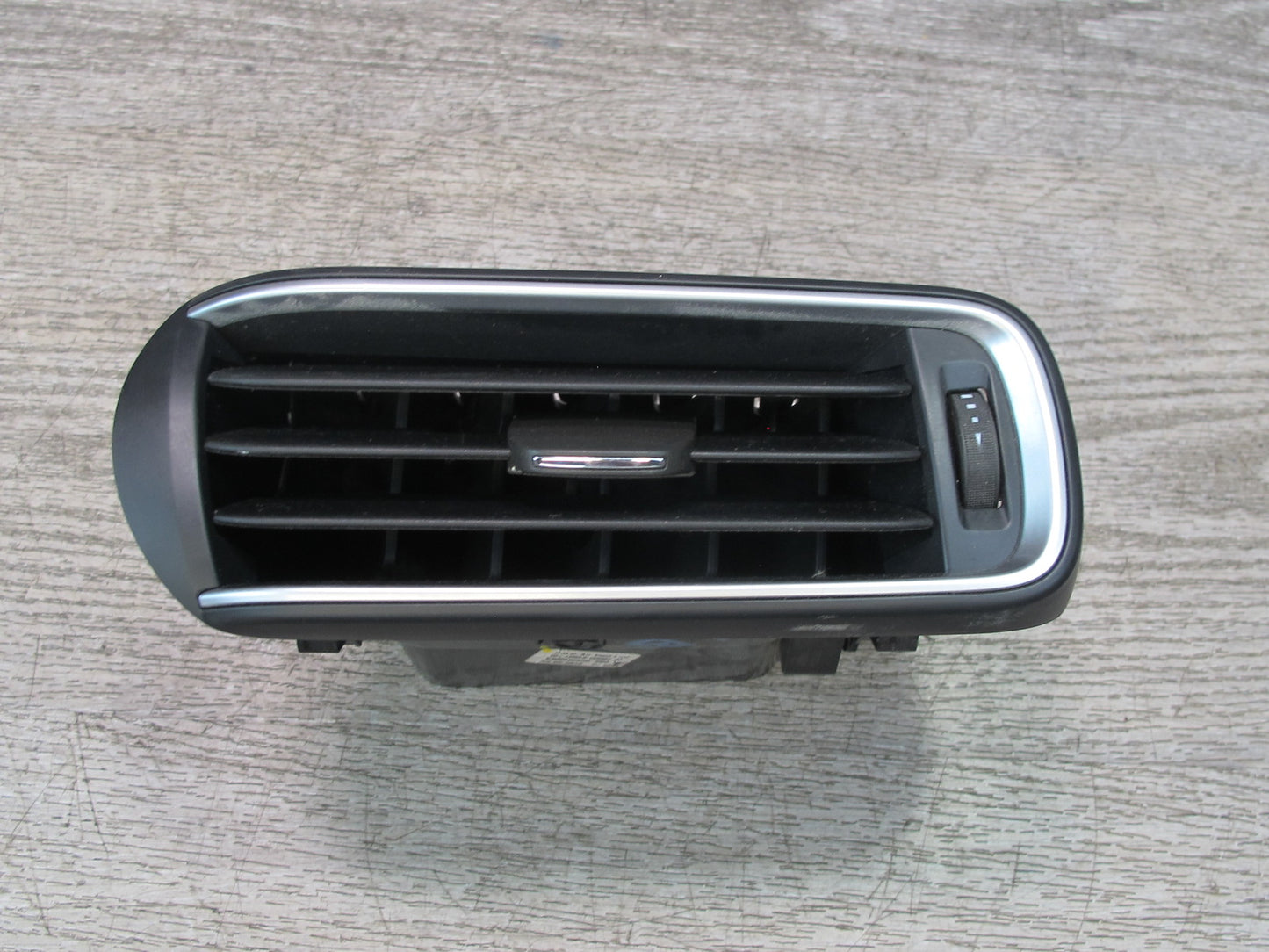 2017-2020 Maserati Levante M161 Dashboard Left Driver Side A/C Air Vent Grille