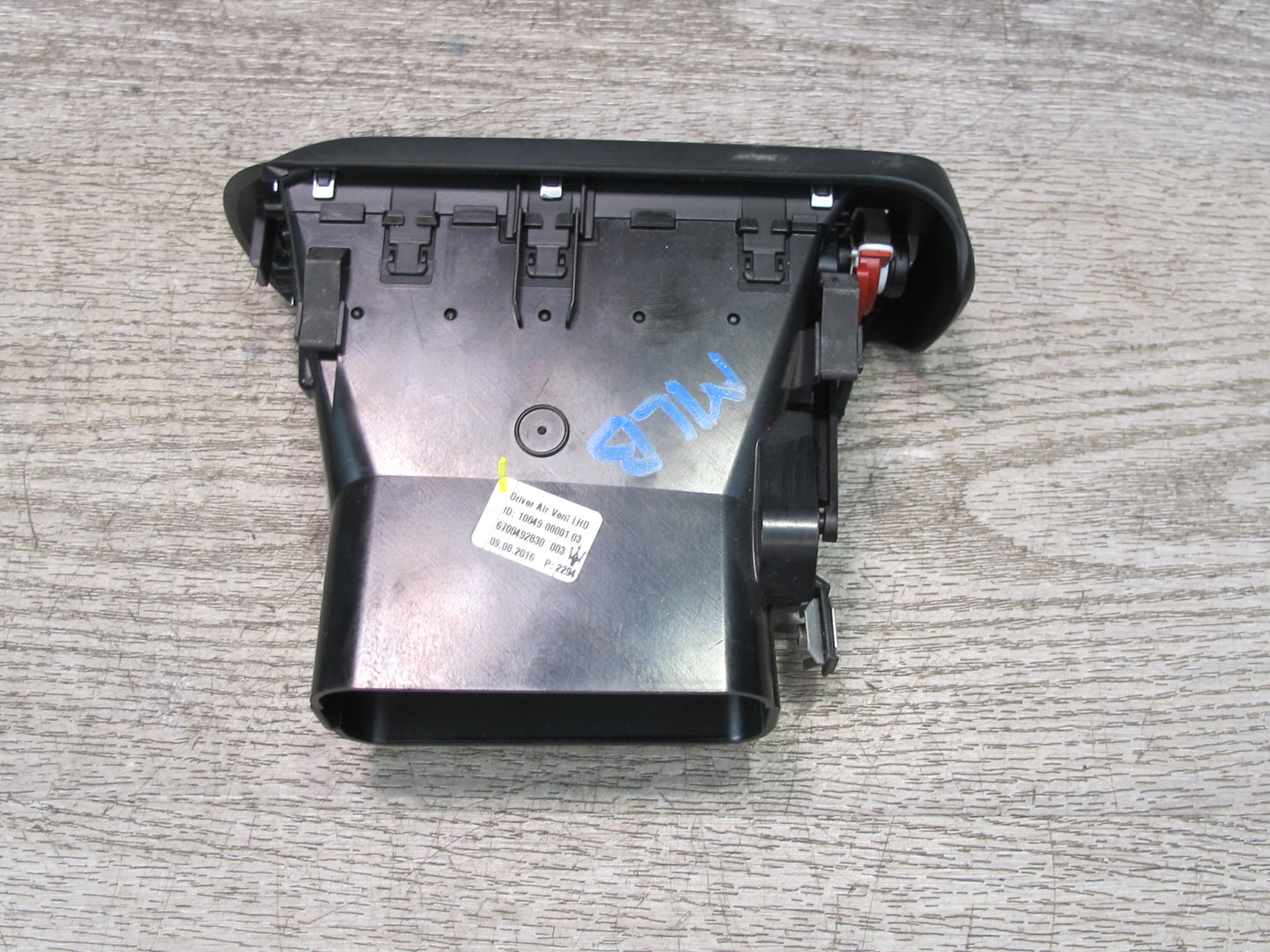 2017-2020 Maserati Levante M161 Dashboard Left Driver Side A/C Air Vent Grille