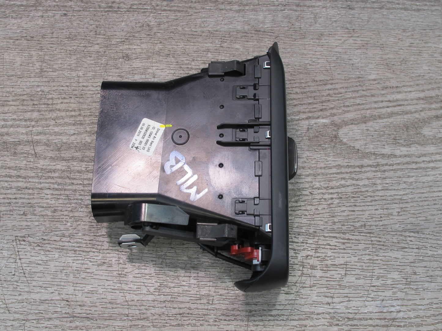 2017-2020 Maserati Levante M161 Dashboard Left Driver Side A/C Air Vent Grille