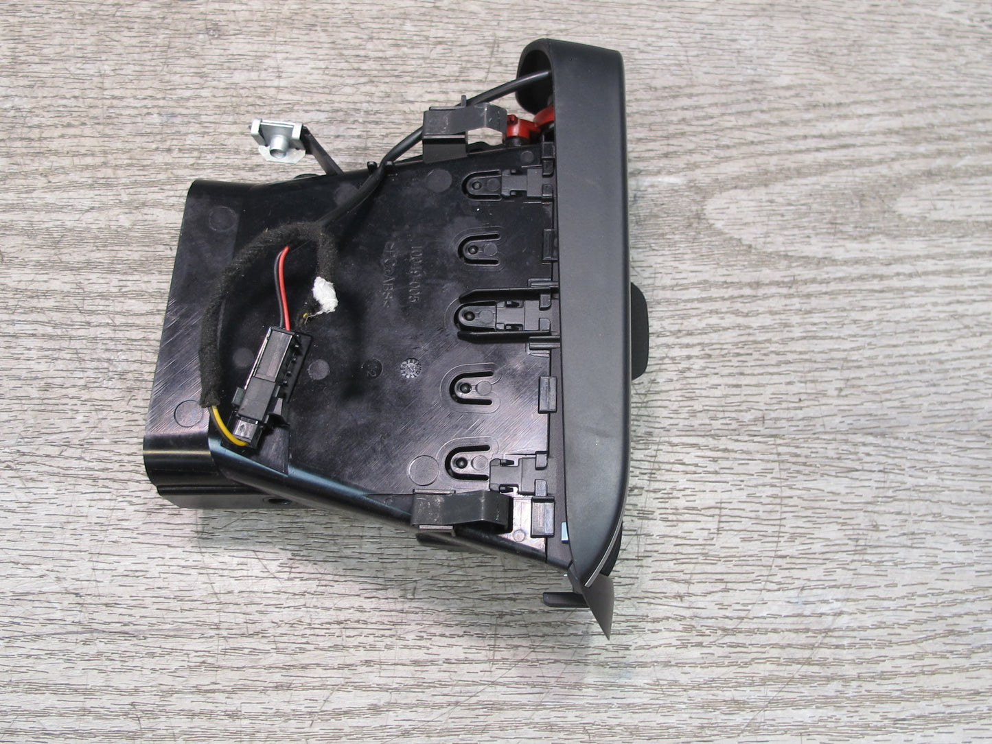 2017-2020 Maserati Levante M161 Dashboard Left Driver Side A/C Air Vent Grille