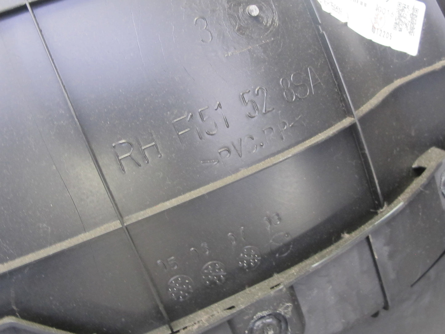 04-08 Mazda RX8 Set of 2 Rear Left & Right Door Quarter Panel Trim Black RED OEM