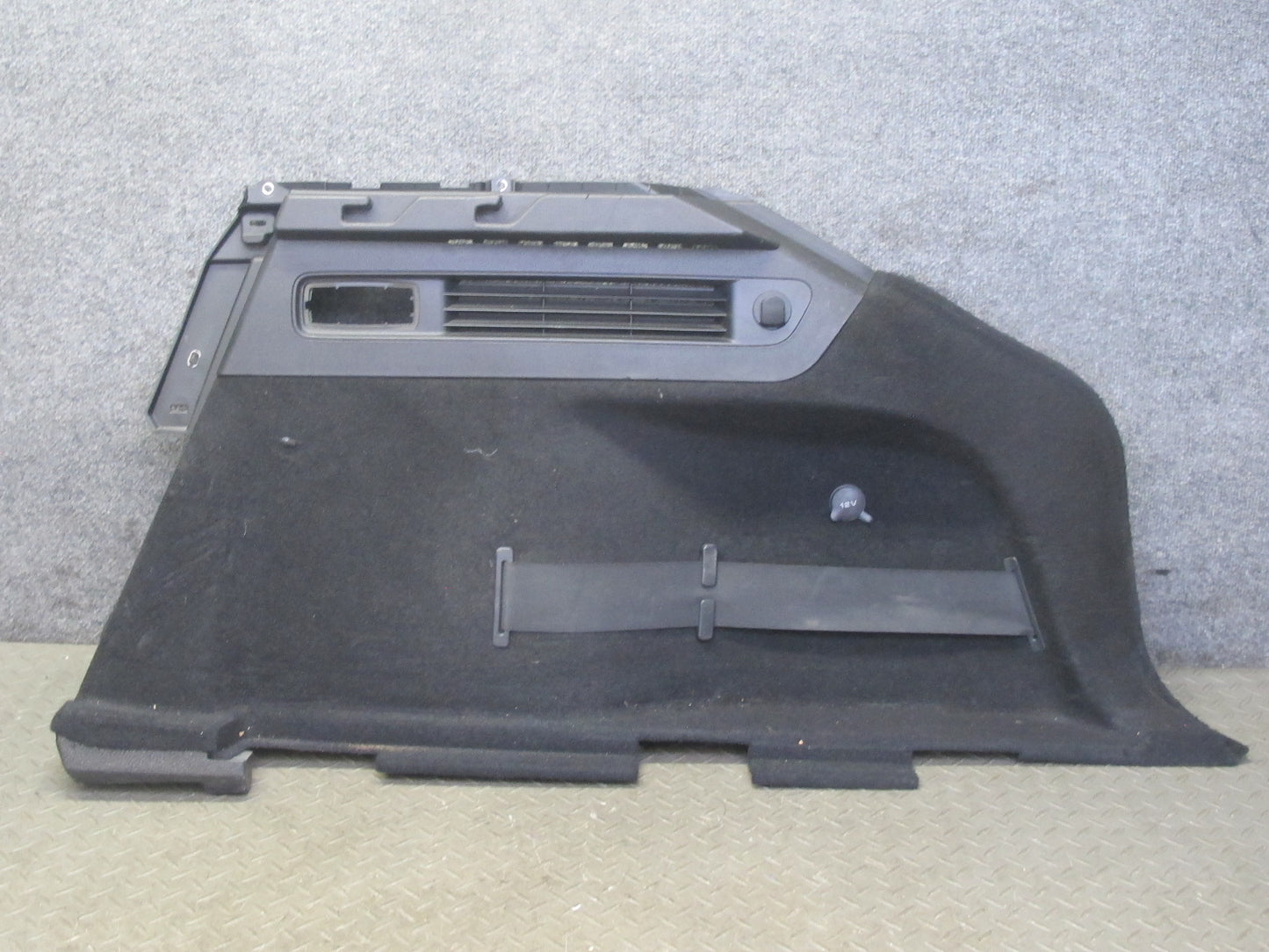 2017-2020 Maserati Levante M161 Rear Right Side Trunk Quarter Trim Cover Panel