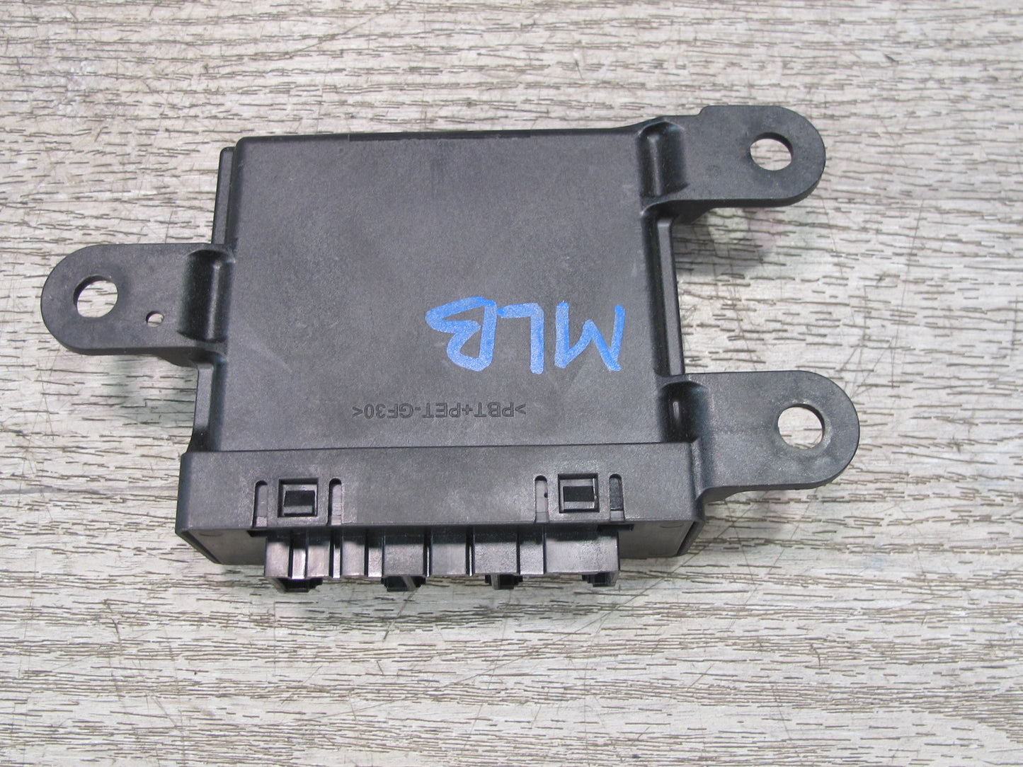 2017-2020 Maserati Levante M161 Parking Assist Control Module 670032406