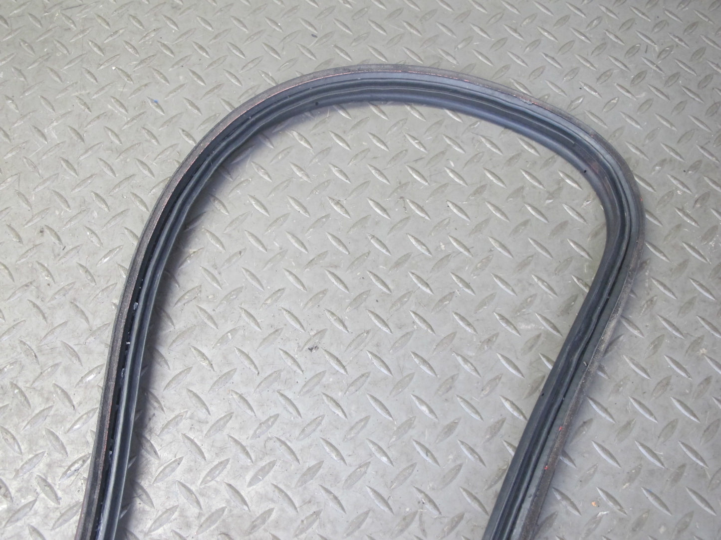 88-91 Mazda RX7 FC3S Convertible Rear Trunk Lid Weatherstrip Rubber Seal OEM