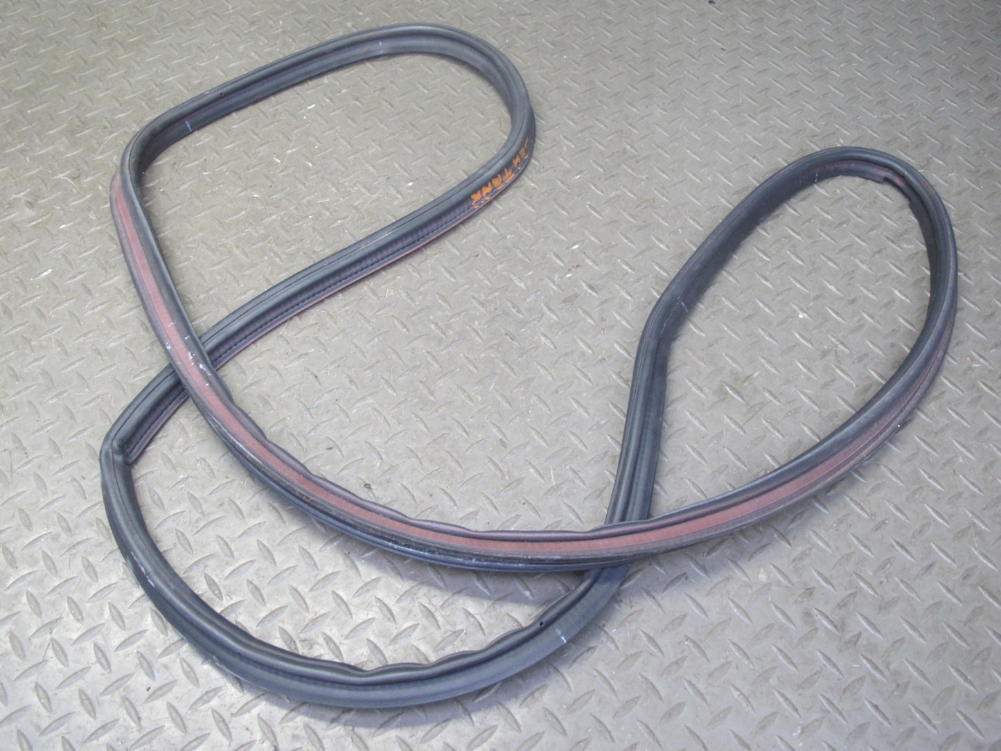 88-91 Mazda RX7 FC3S Convertible Rear Trunk Lid Weatherstrip Rubber Seal OEM