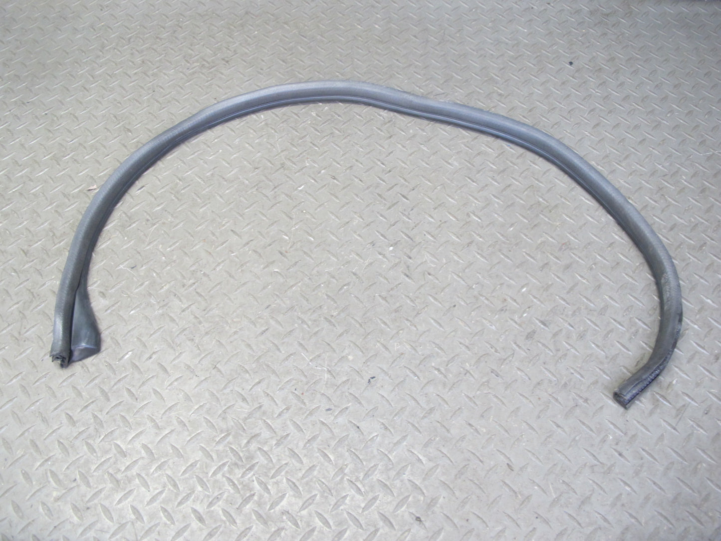 88-91 Mazda RX7 FC3S Convertible Left Door Weatherstrip Rubber Seal Set OEM