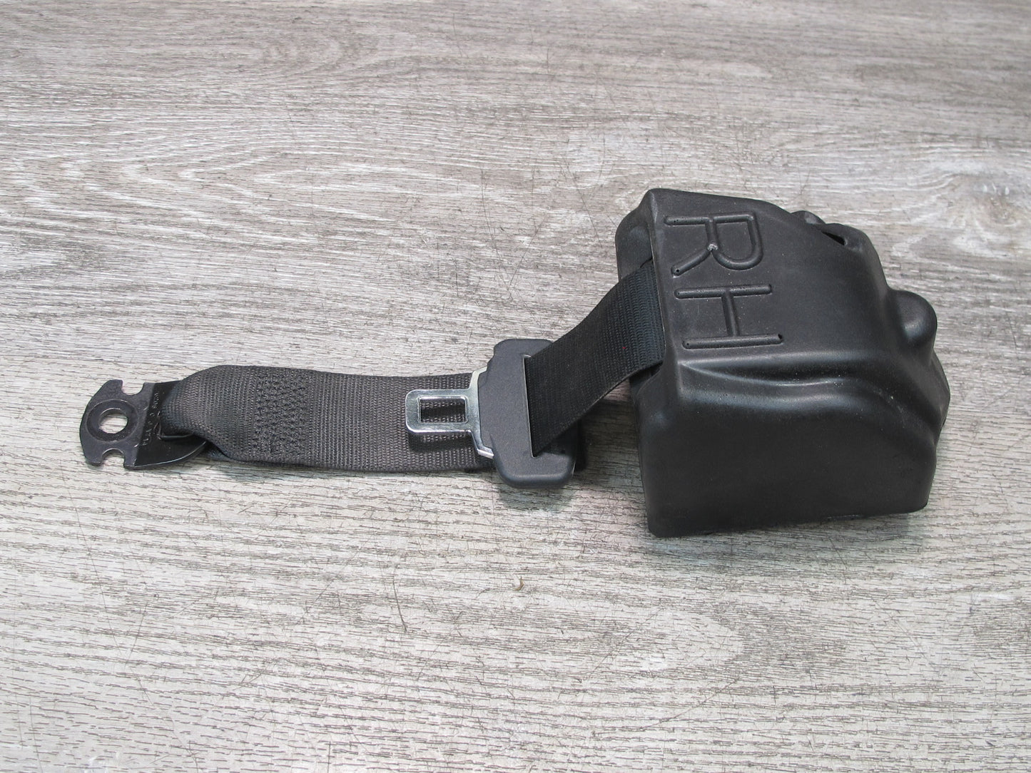 17-20 MASERATI LEVANTE M161 REAR RIGHT & LEFT SIDE SEATBELT RETRACTOR SET OEM