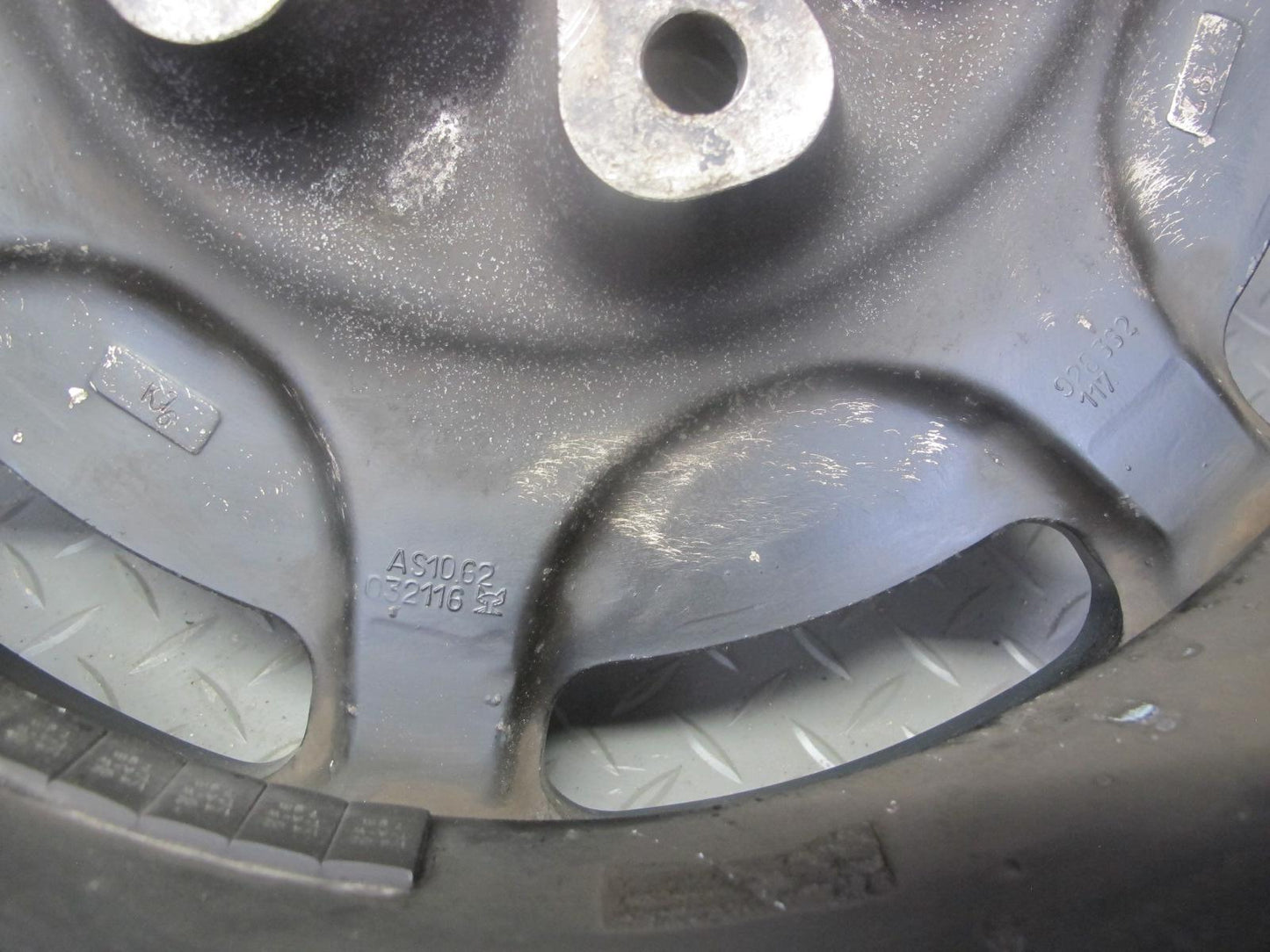 1983-1989 Porsche 928 S Set of 4 Factory R16 16" Wheel Rim 16x7J ET65 16x8J ET52
