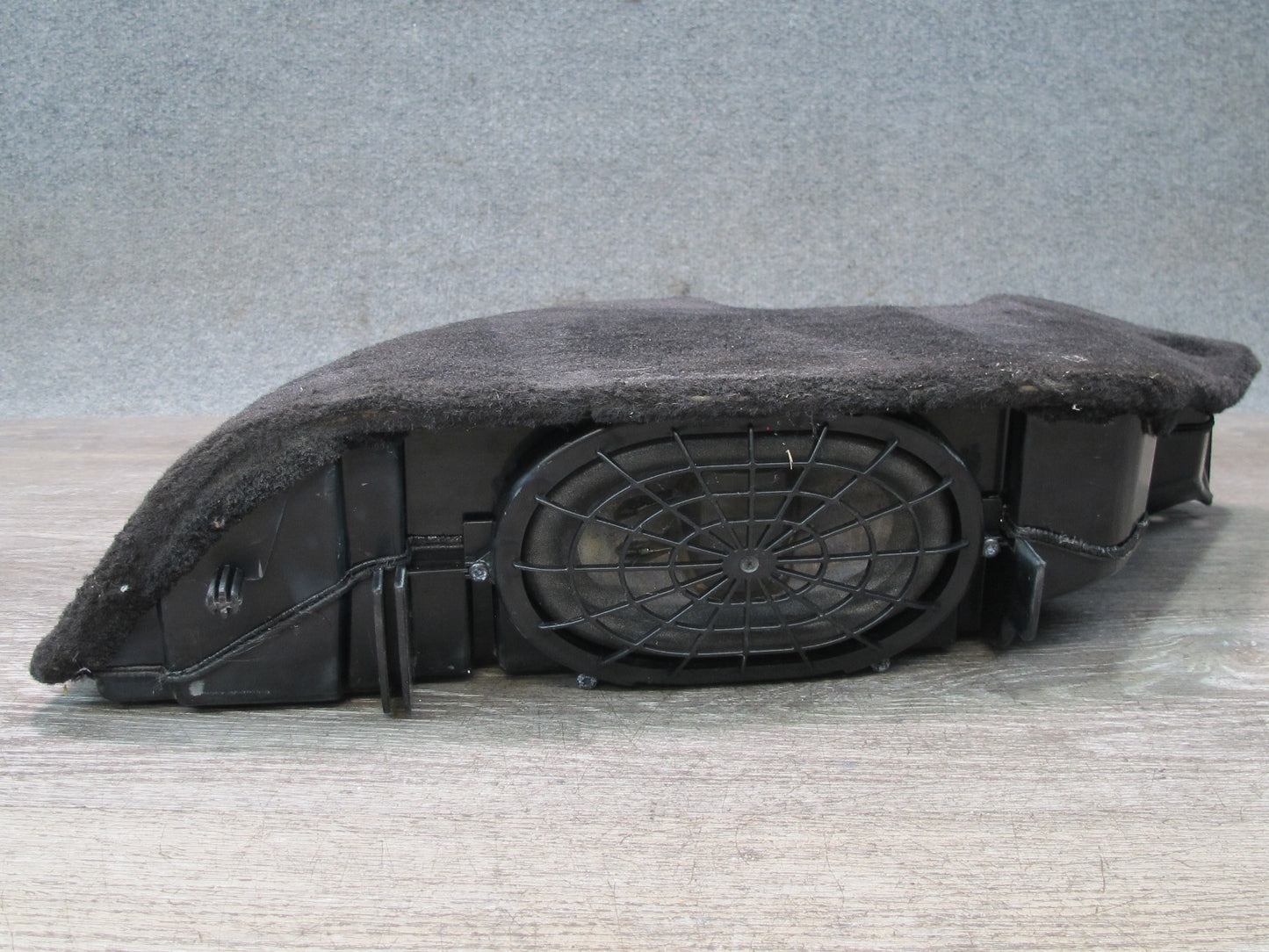1999-2005 Porsche 911 996 Convertible Bose Subwoofer Speaker Box 99664556700