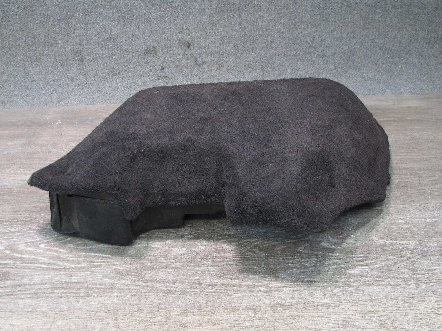 1999-2005 Porsche 911 996 Convertible Bose Subwoofer Speaker Box 99664556700