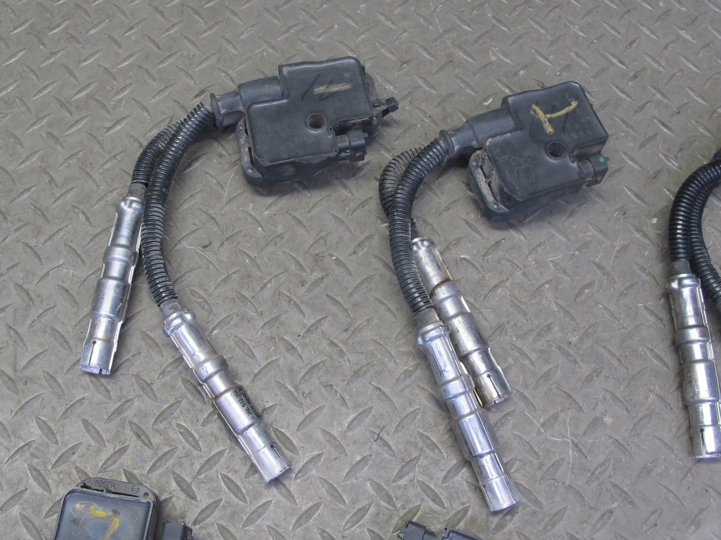 03-06 Mercedes R230 SL500 M113 Set of 8 Engine Ignition Coil 0001587803 OEM