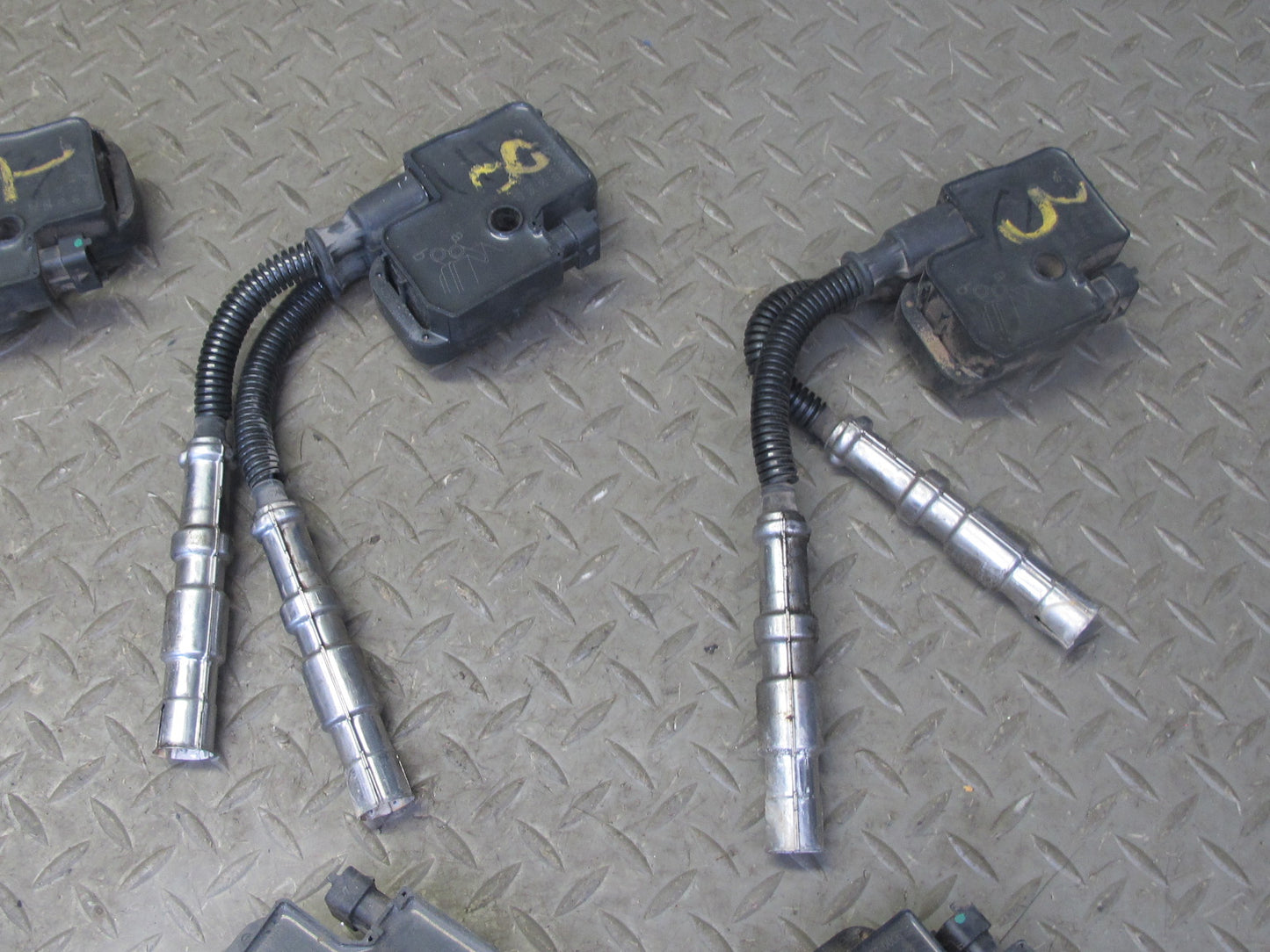 03-06 Mercedes R230 SL500 M113 Set of 8 Engine Ignition Coil 0001587803 OEM