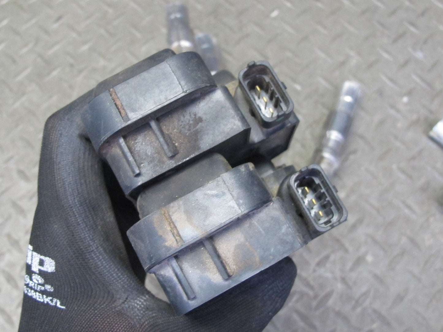 03-06 Mercedes R230 SL500 M113 Set of 8 Engine Ignition Coil 0001587803 OEM