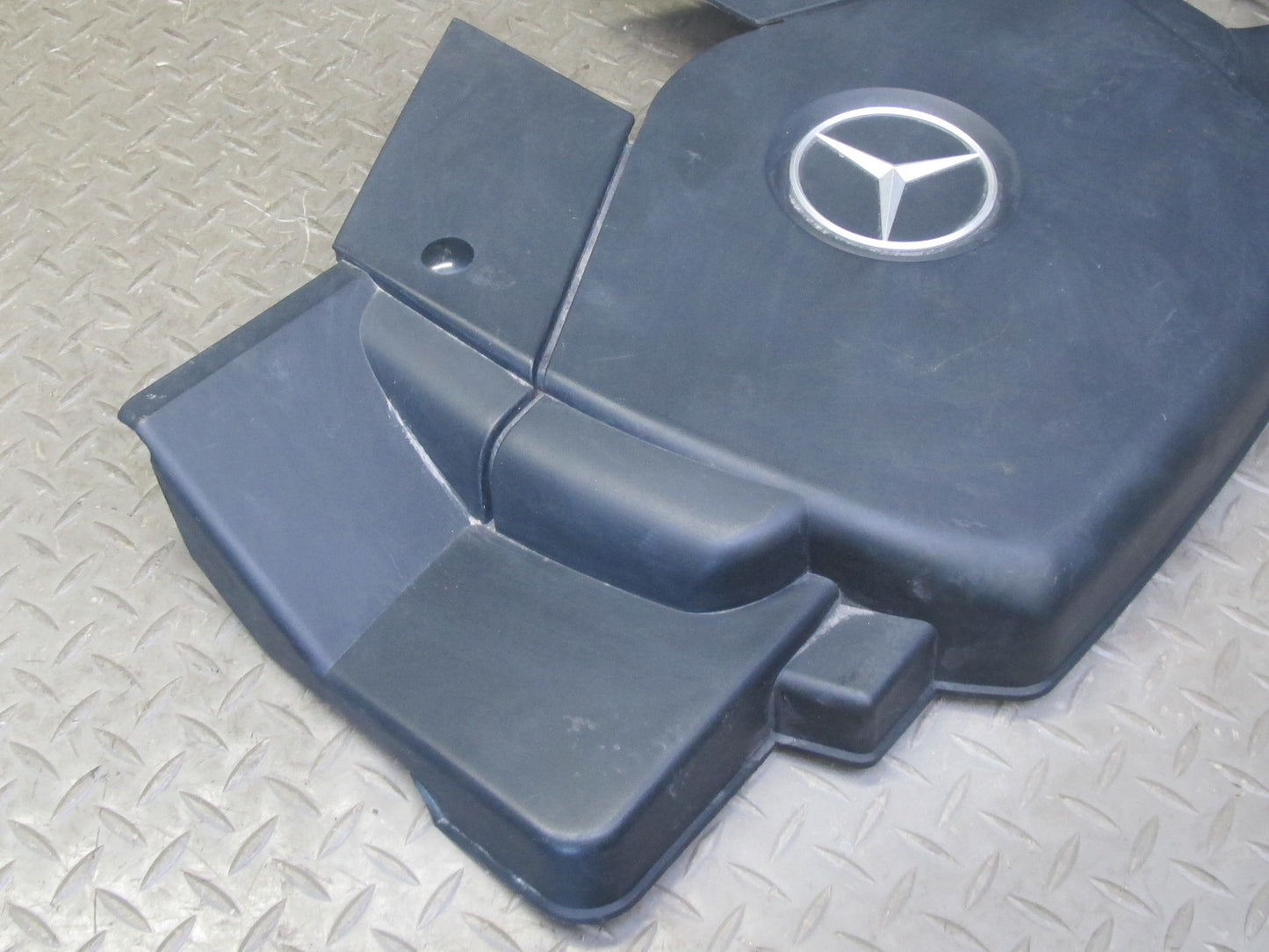 03-06 Mercedes R230 SL500 M113 Air Intake Cleaner Filter Box w Trim Cover OEM
