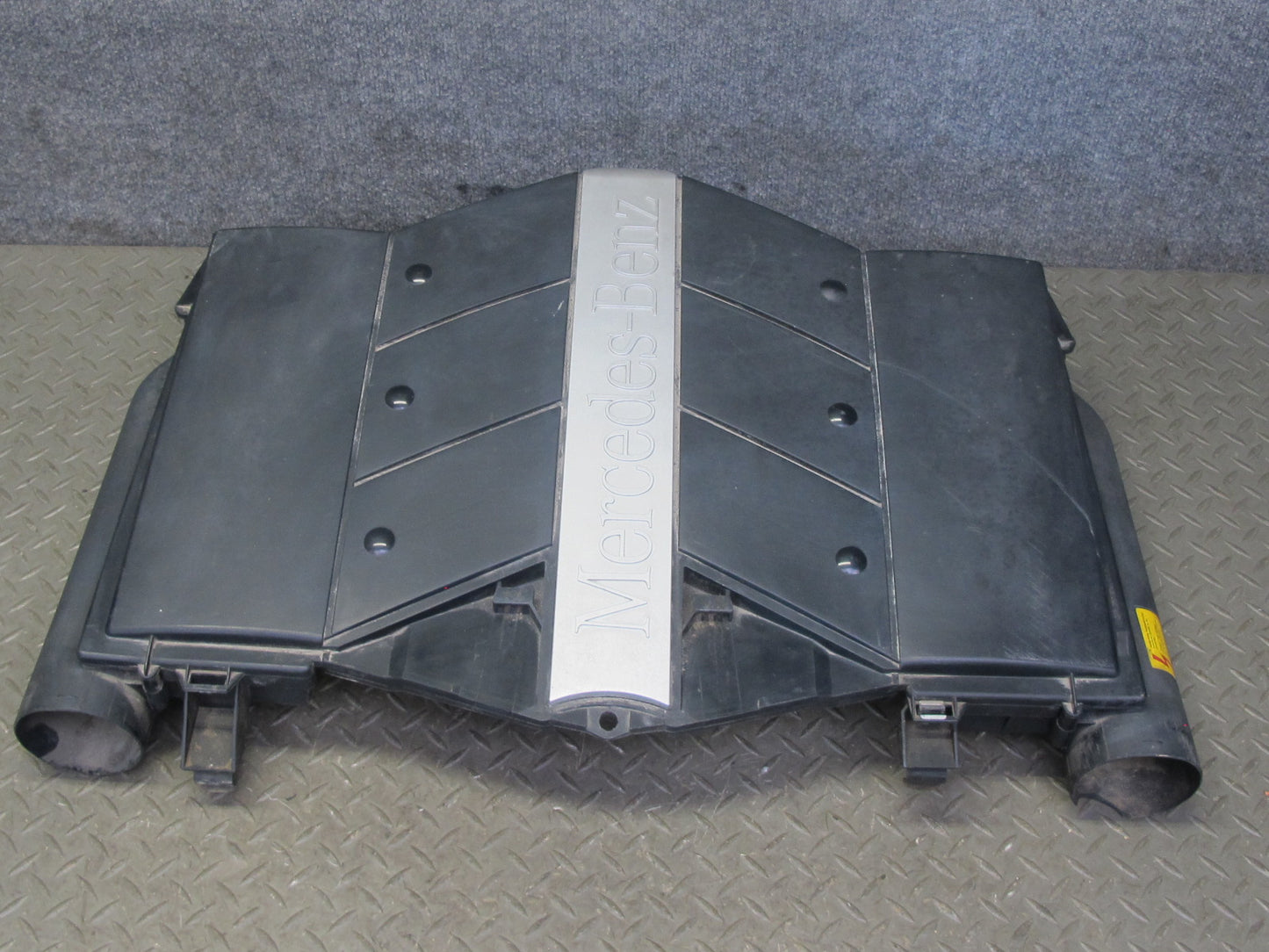03-06 Mercedes R230 SL500 M113 Air Intake Cleaner Filter Box w Trim Cover OEM