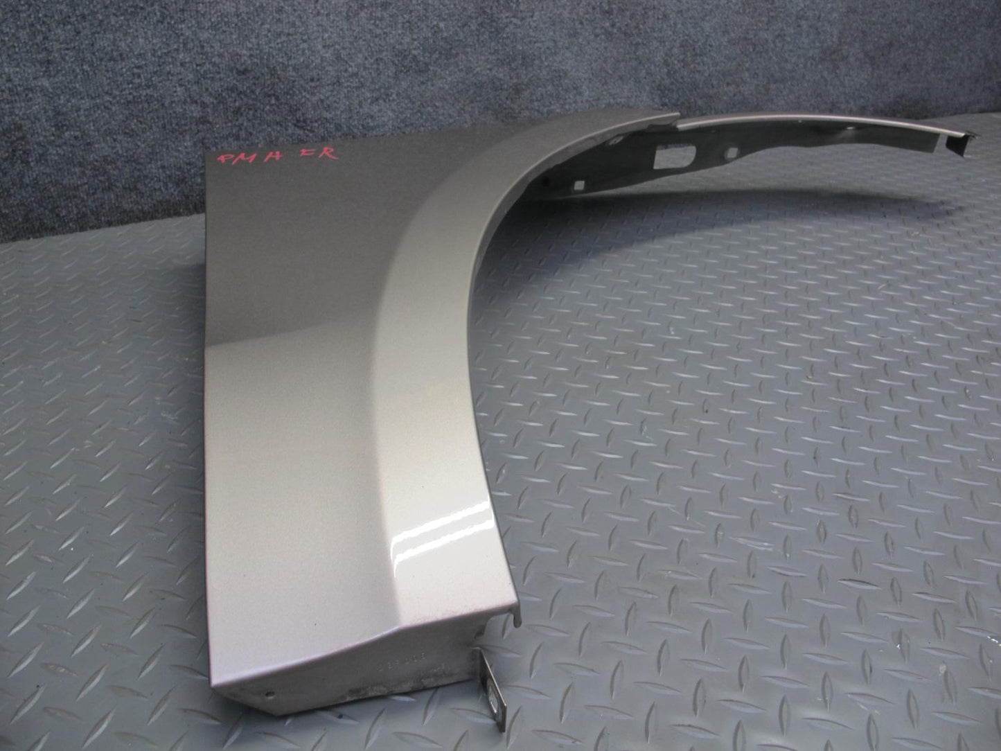 2015-2025 Porsche Macan Front Right Fender Shell Panel Cover