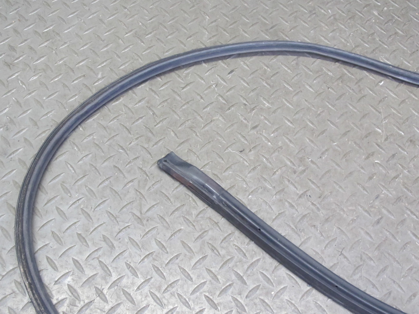 88-91 Mazda RX7 FC3S Convertible Left Door Lower Weatherstrip Rubber Seal OEM