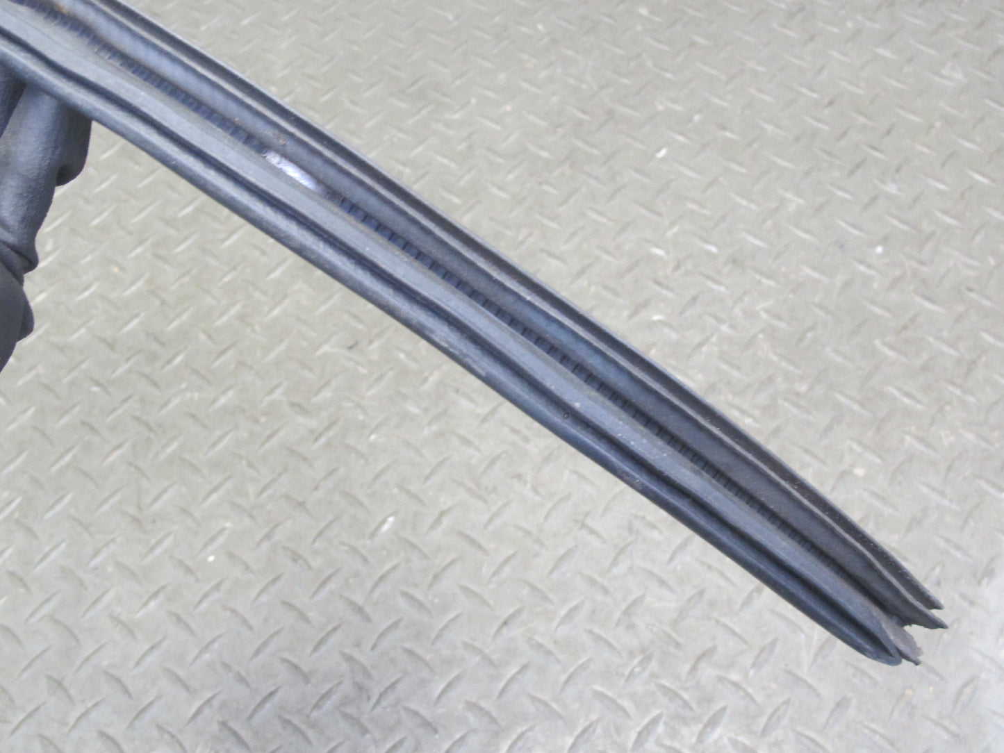 88-91 Mazda RX7 FC3S Convertible Right Door Weatherstrip Rubber Seal Set OEM