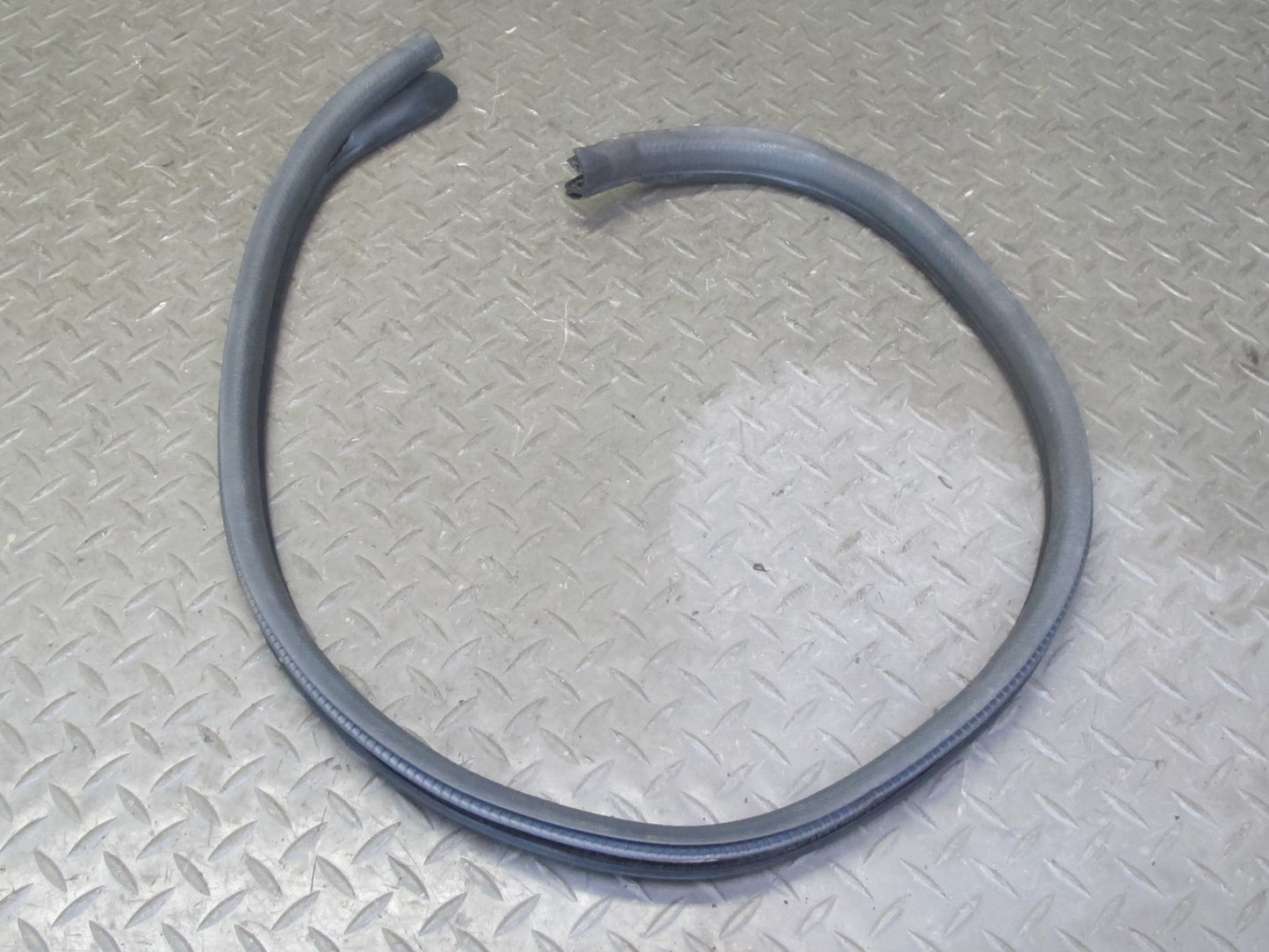 88-91 Mazda RX7 FC3S Convertible Right Door Weatherstrip Rubber Seal Set OEM