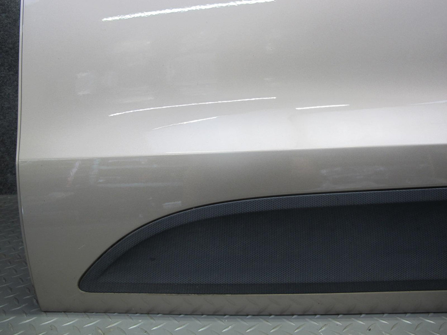 2015-2018 Porsche Macan Front Left Door Shell Panel