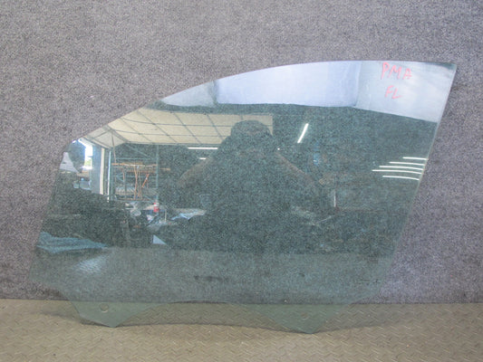 2015-2025 Porsche Macan Front Left Door Glass Window