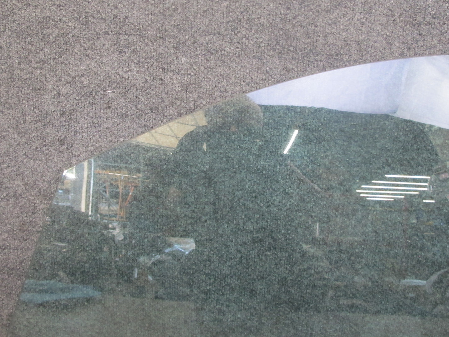 2015-2025 Porsche Macan Front Left Door Glass Window