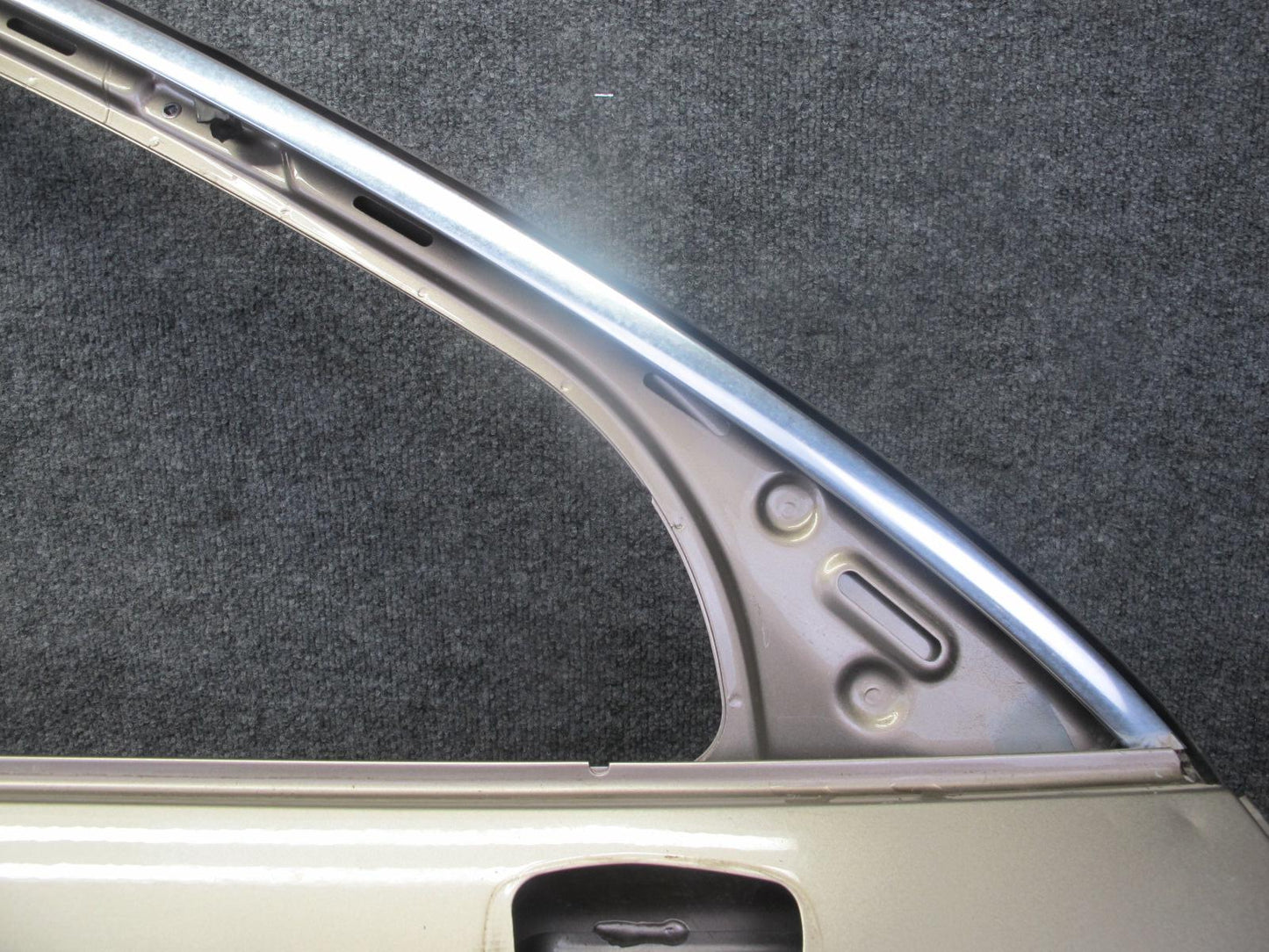 2015-2018 Porsche Macan Front Right Door Shell Panel