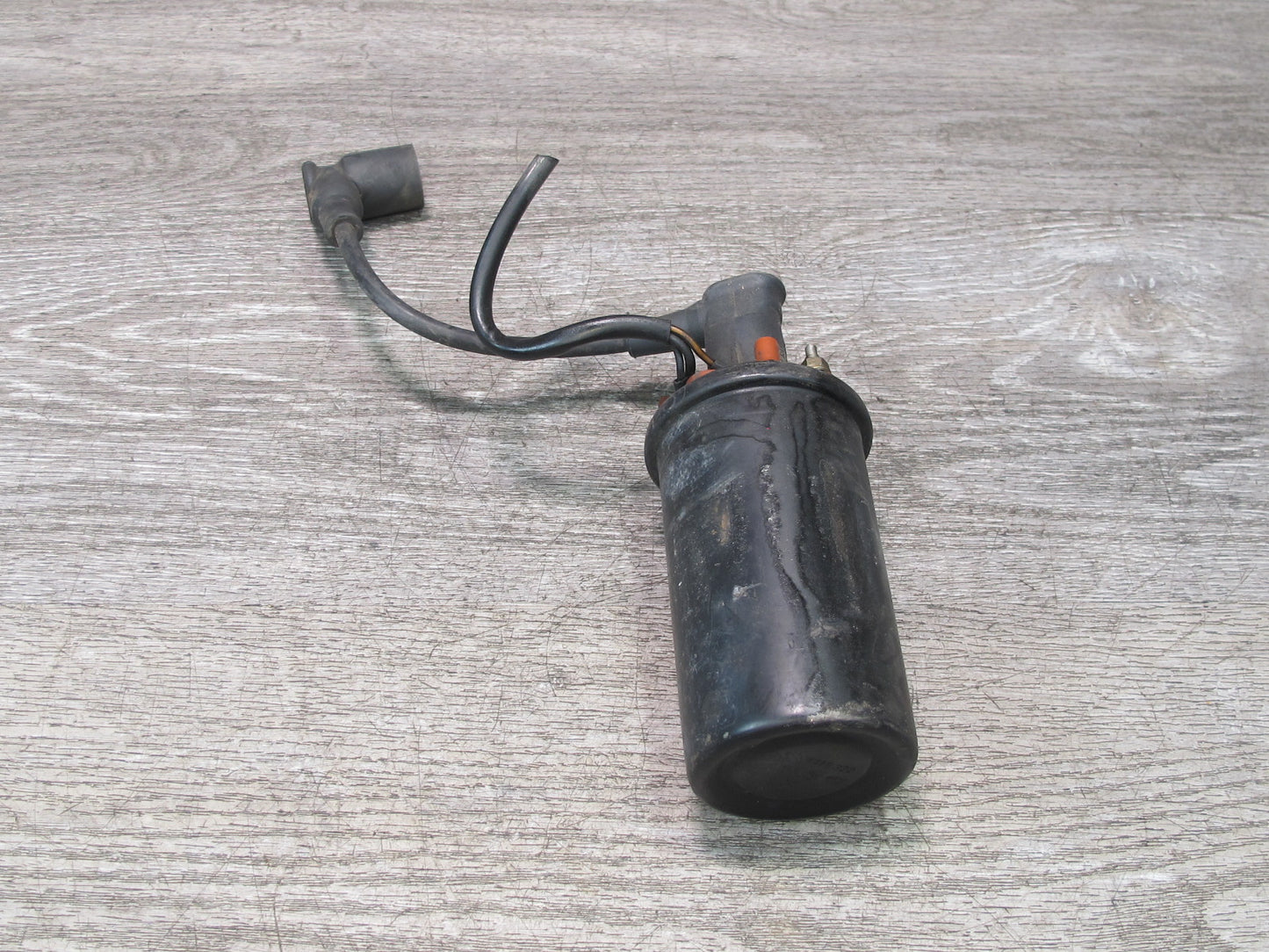1984-1989 Porsche 928 Engine Ignition Coil 0221118322