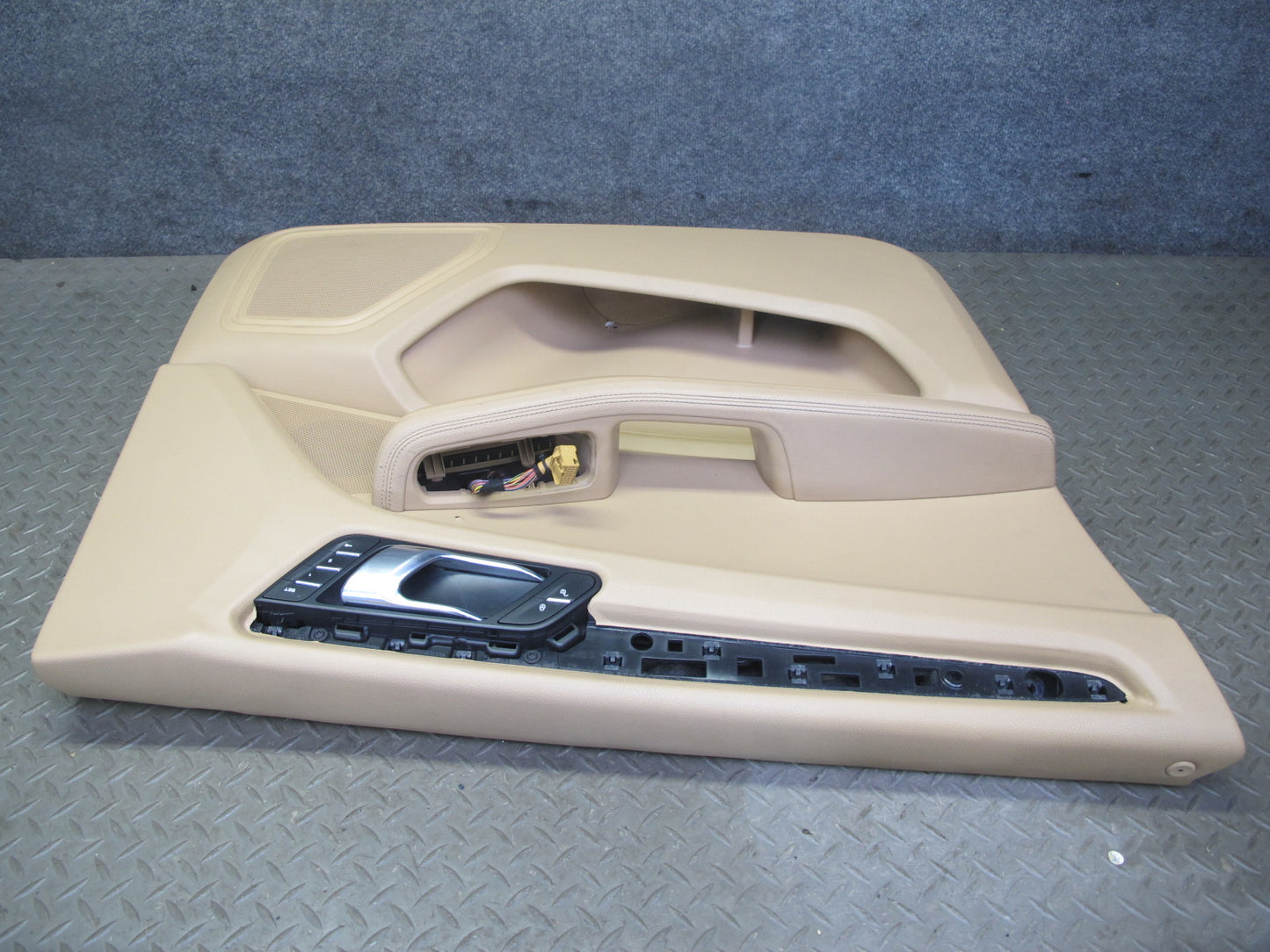 2015-2018 Porsche Macan Front Left & Right Door Trim Cover Panel Set of 2