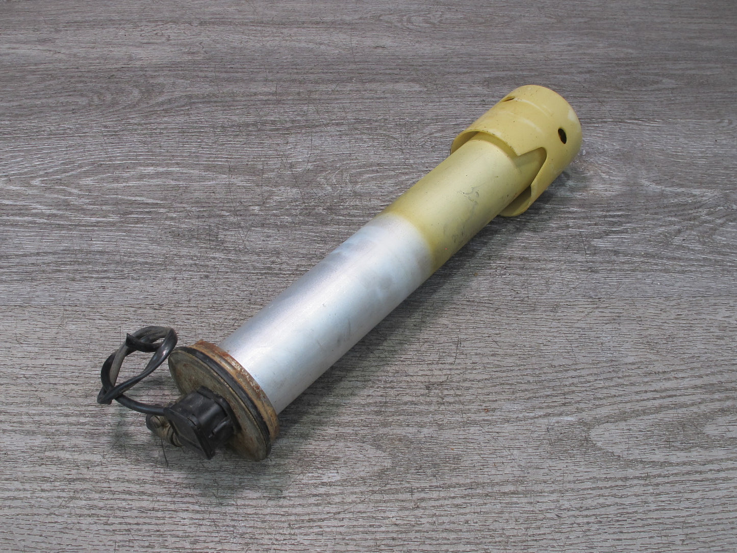 1984-1986 Porsche 928 S Fuel Pump Sending Unit