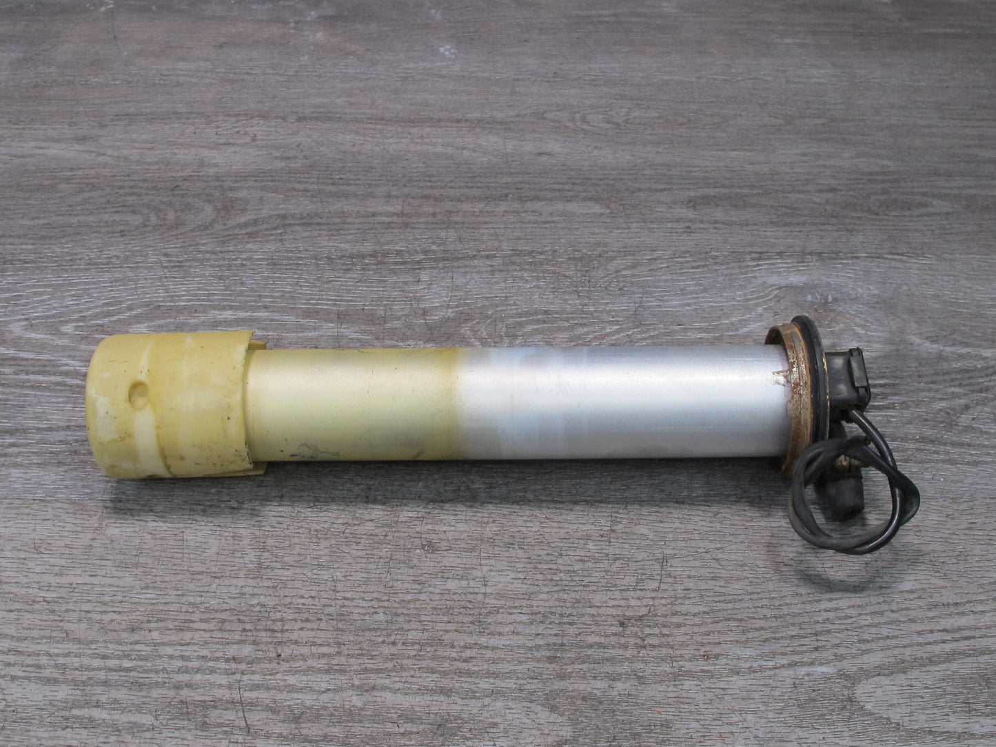 1984-1986 Porsche 928 S Fuel Pump Sending Unit