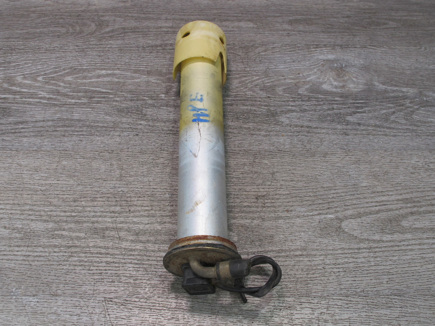 1984-1986 Porsche 928 S Fuel Pump Sending Unit