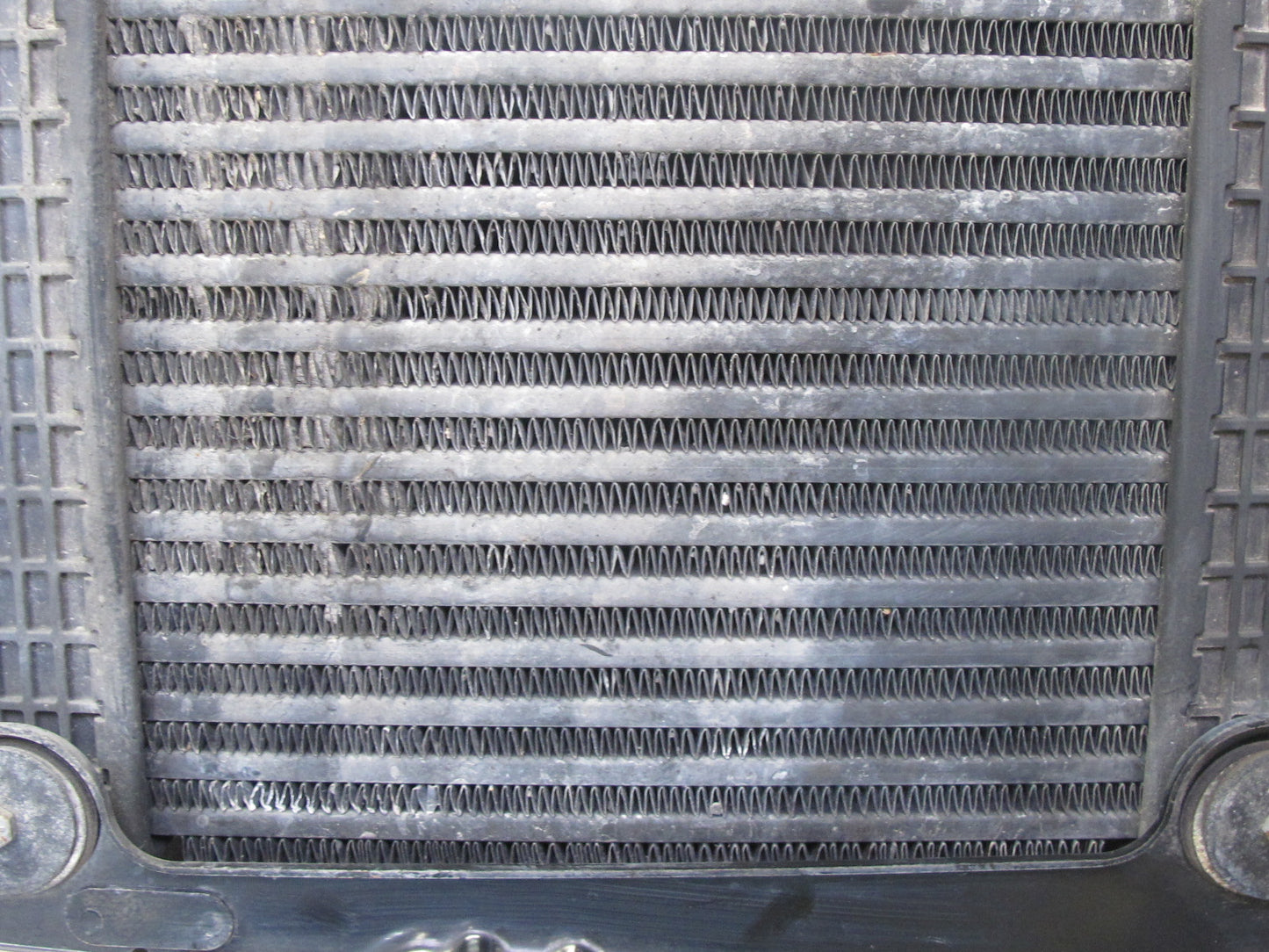 2017-2020 Maserati Levante M161 Front Right Side Radiator Air Intercooler