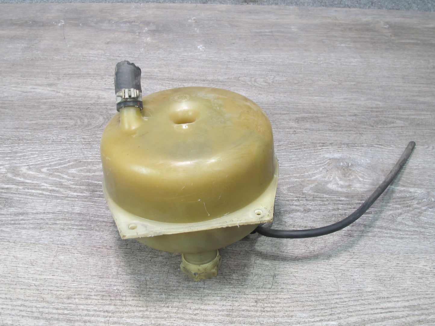 1983-1995 Porsche 928 S Engine Coolant Expansion Overflow Reservoir Bottle Tank