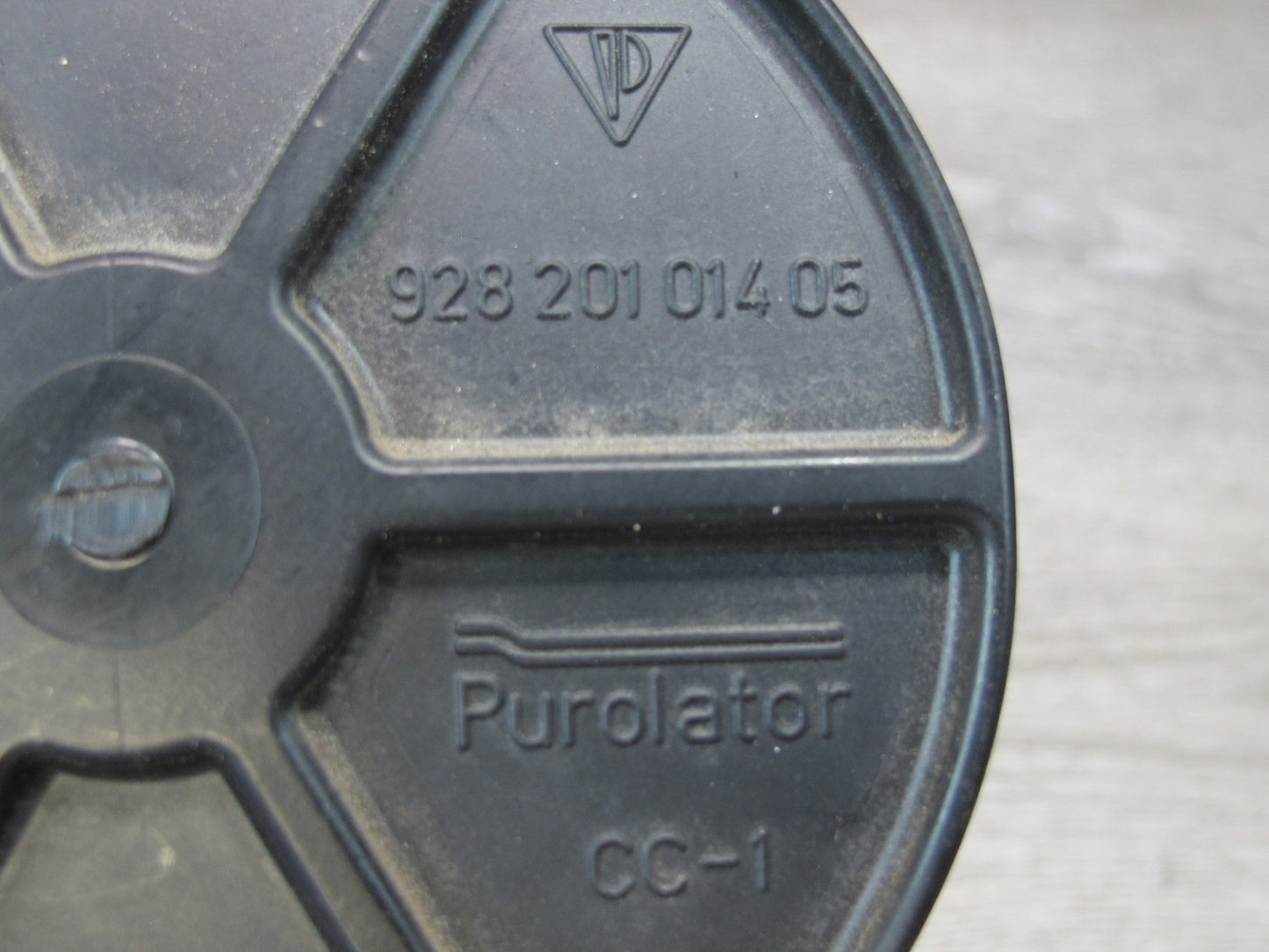 1984-1993 Porsche 928 S Fuel Evap Vapor Charcoal Canister 92820101405