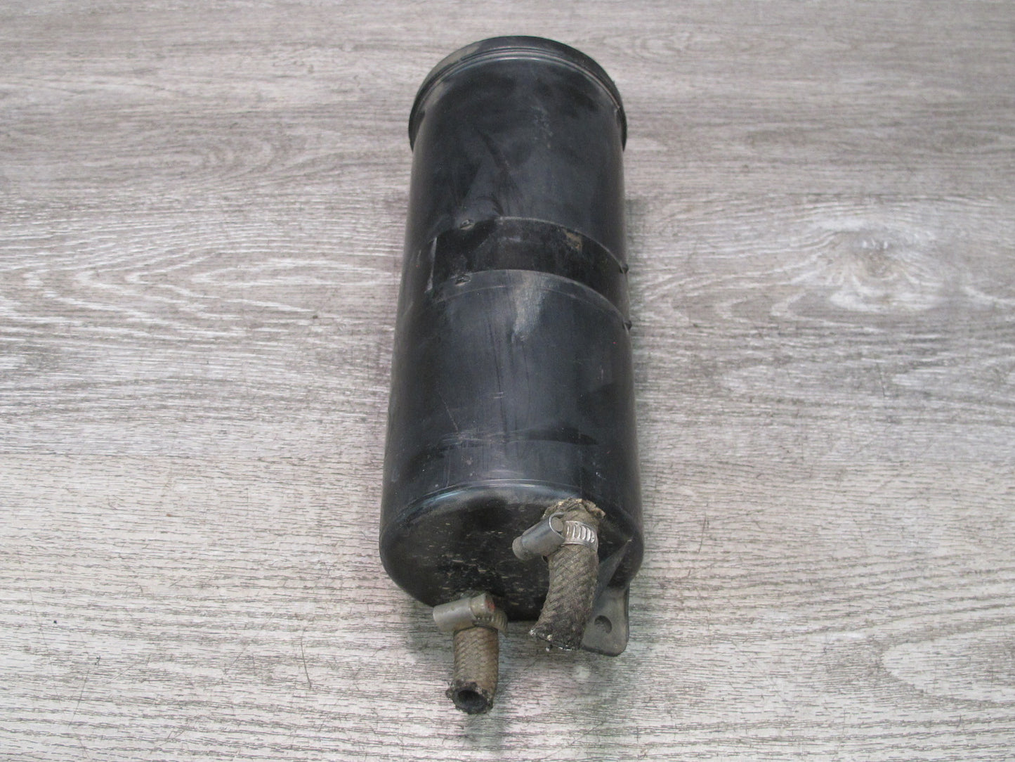 1984-1993 Porsche 928 S Fuel Evap Vapor Charcoal Canister 92820101405