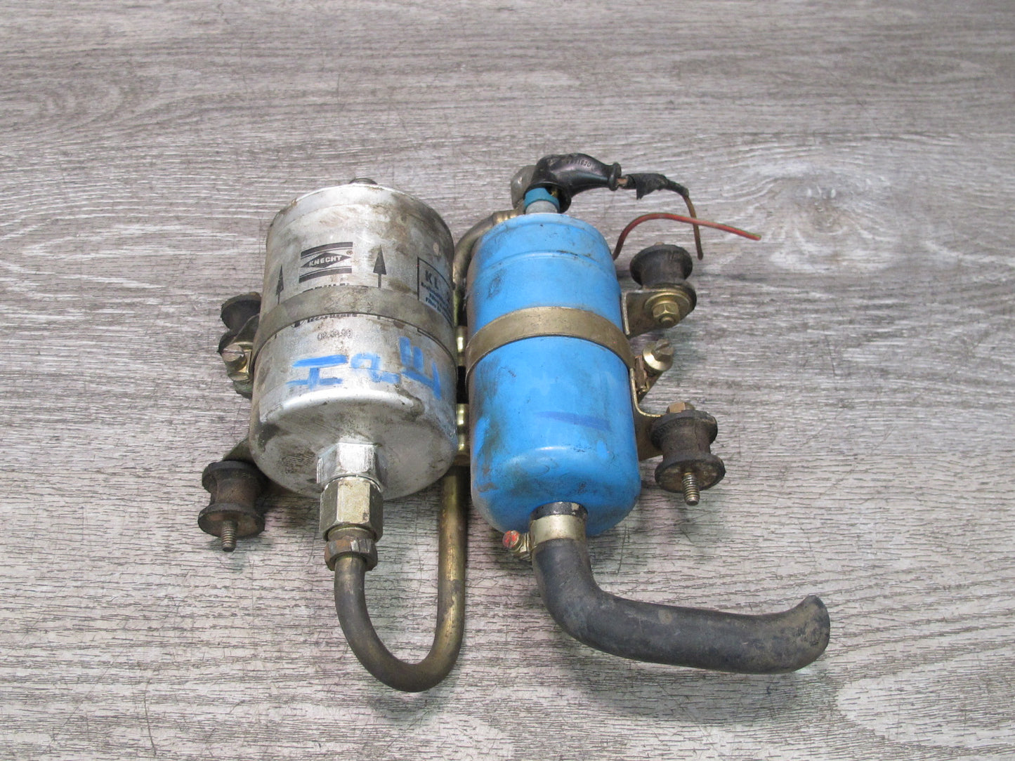 1984-1986 Porsche 928 S Fuel Gas Pump Filter Assembly