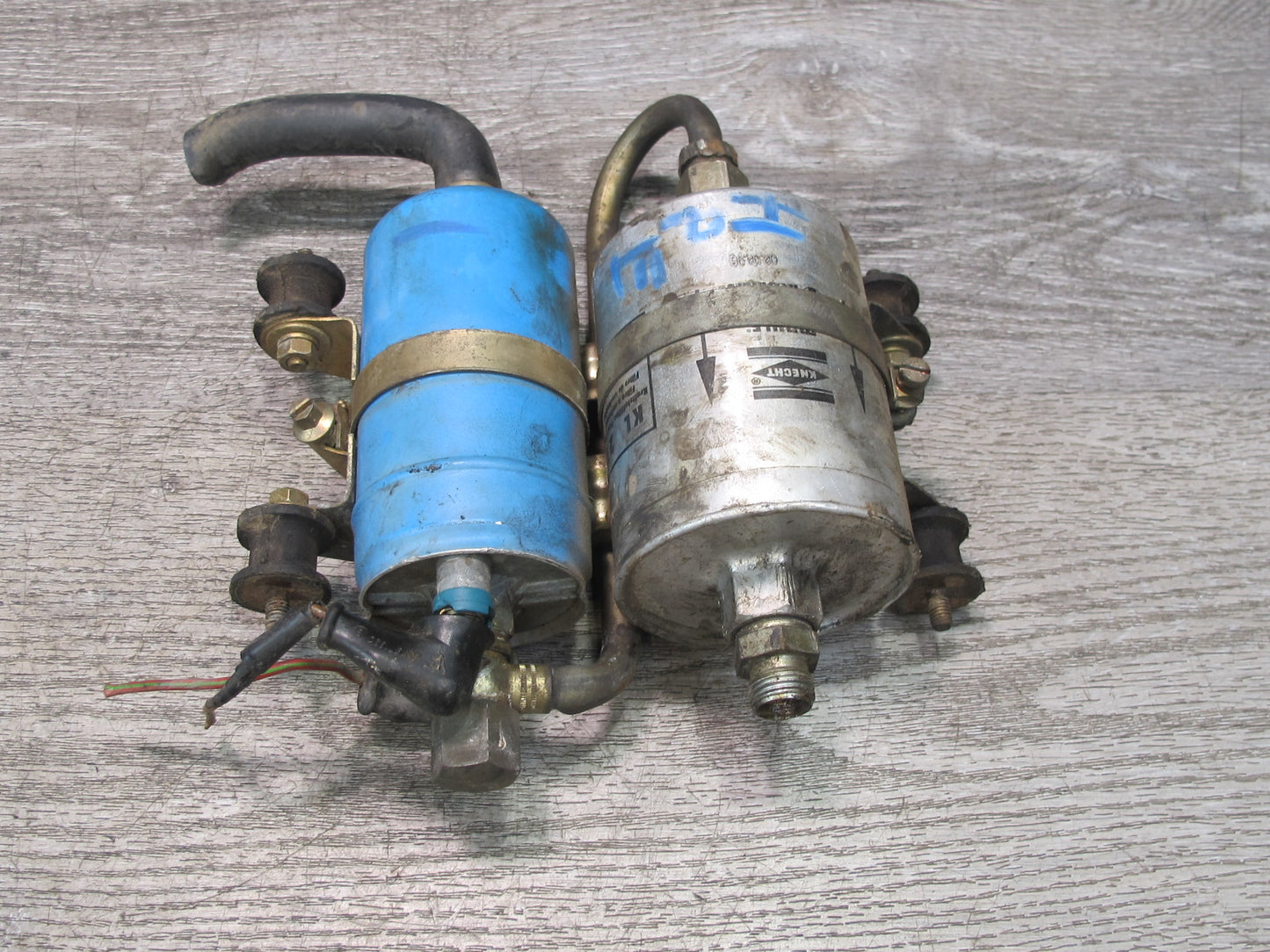 1984-1986 Porsche 928 S Fuel Gas Pump Filter Assembly