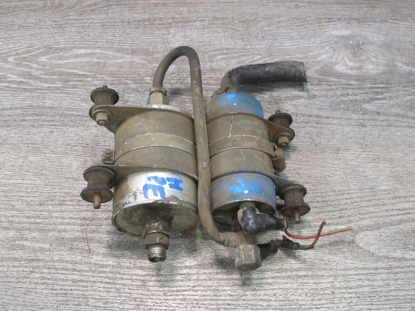 1984-1986 Porsche 928 S Fuel Gas Pump Filter Assembly