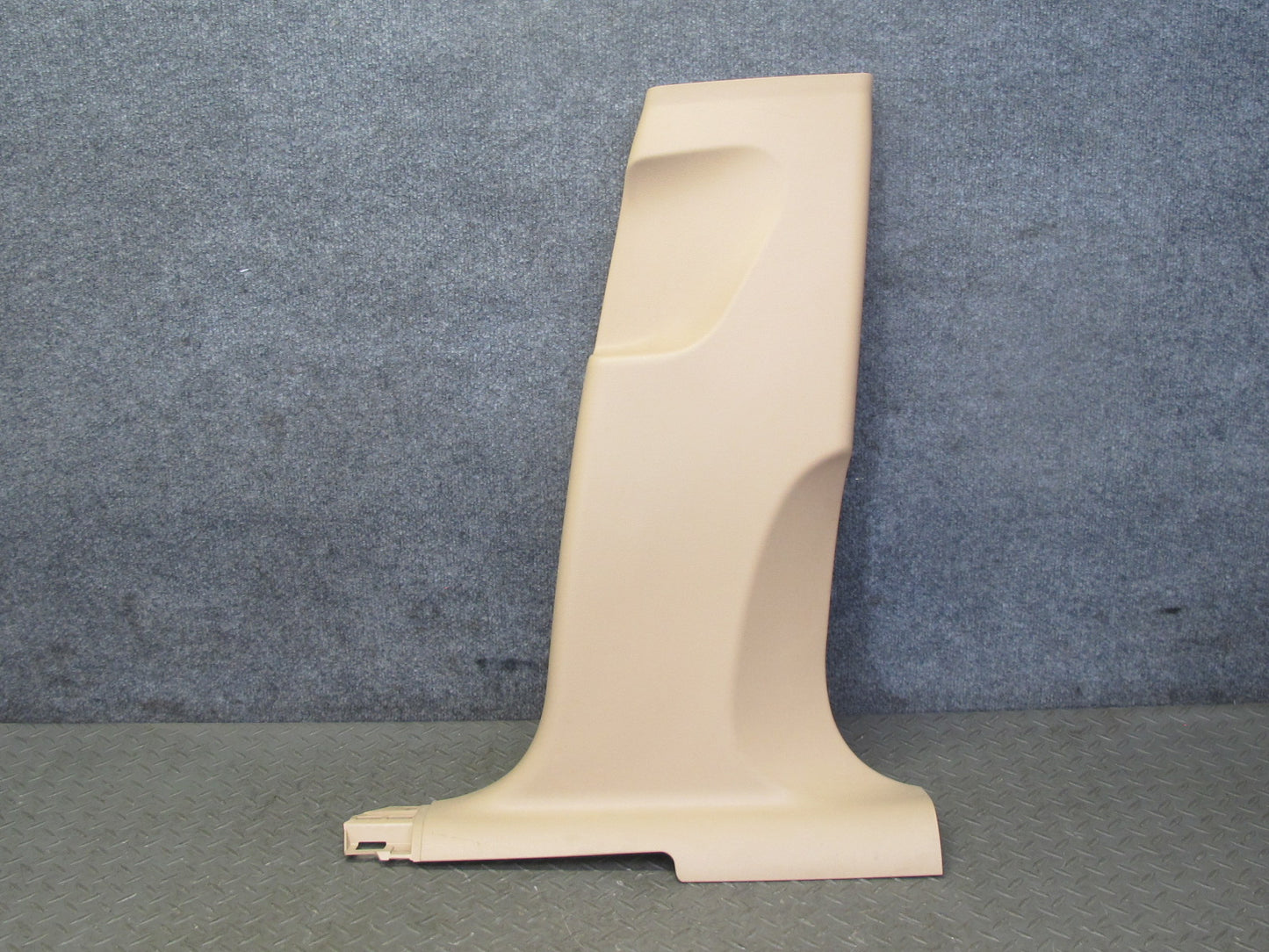 2015-2018 Porsche Macan Interior B Pillar Lower Trim Cover Panel Set of 2