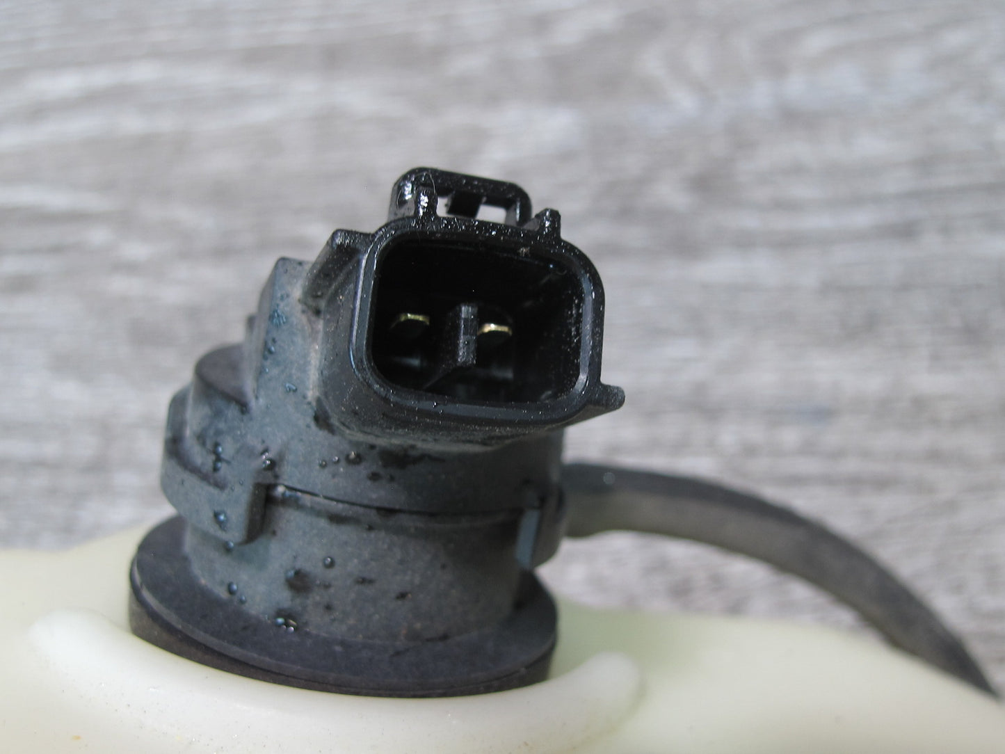 04-11 Mazda RX8 Windshield Washer Fluid Reservoir Bottle Tank w Pump OEM