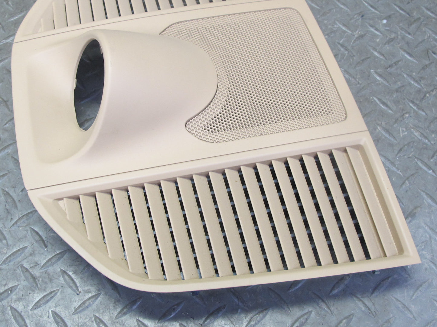 2015-2018 Porsche Macan Dash Center Upper Trim Bezel Cover Air Vent Panel
