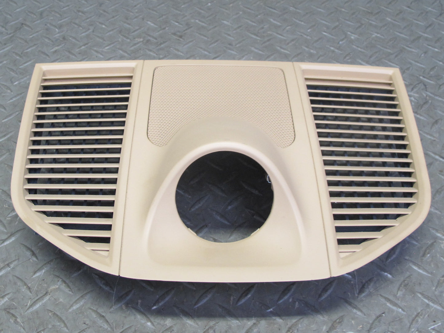 2015-2018 Porsche Macan Dash Center Upper Trim Bezel Cover Air Vent Panel